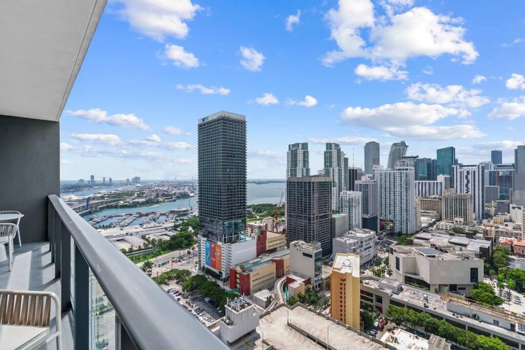 Apartment New Luxury At Downtown Miami