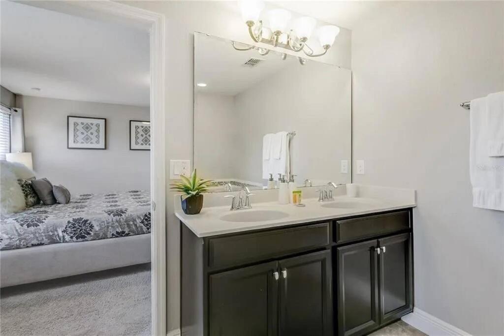 5180 Spectacular 5bd4ba- Private Pool&spa * Davenport