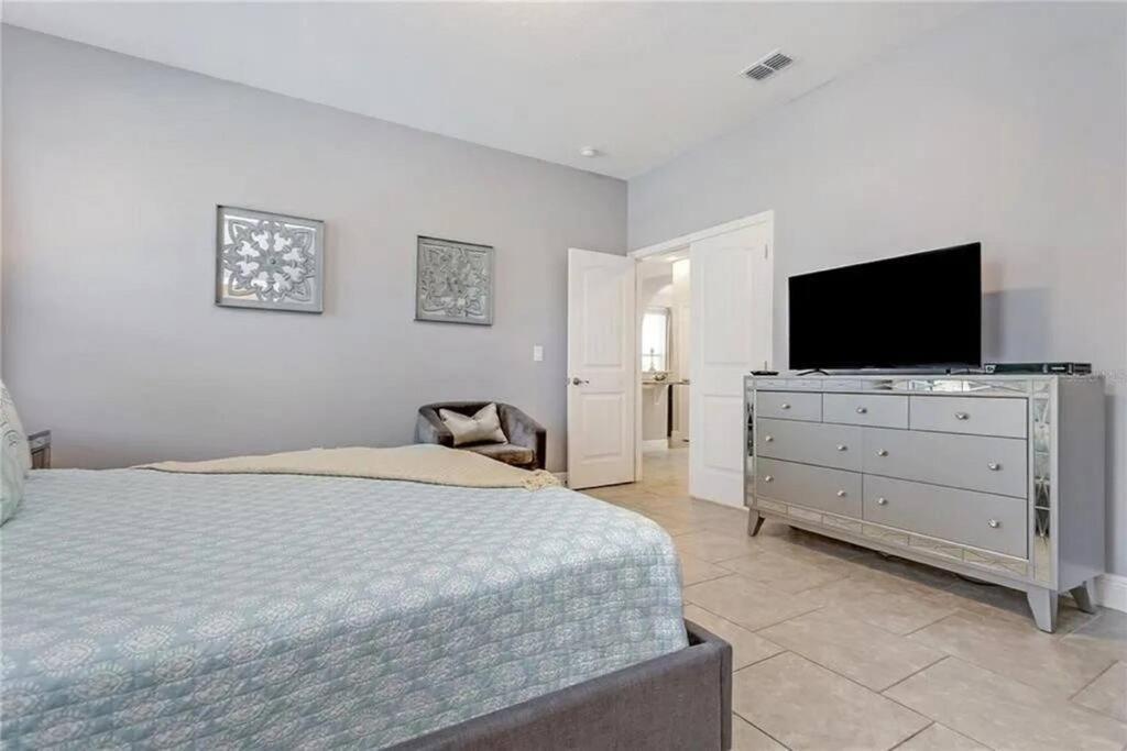5180 Spectacular 5bd4ba- Private Pool&spa Holiday home *