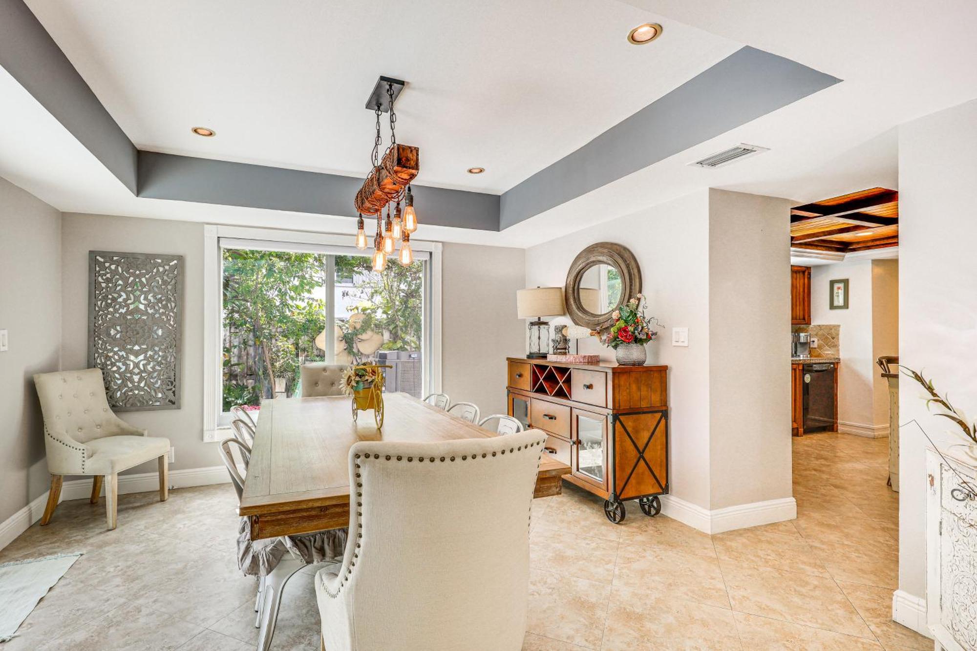 Sun-soaked Pompano With Private Pool!