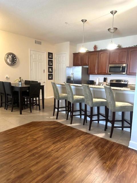 Holiday home Fantastic Vista Cay: Luxury Poolside Near Theme Parks & Convention Center *