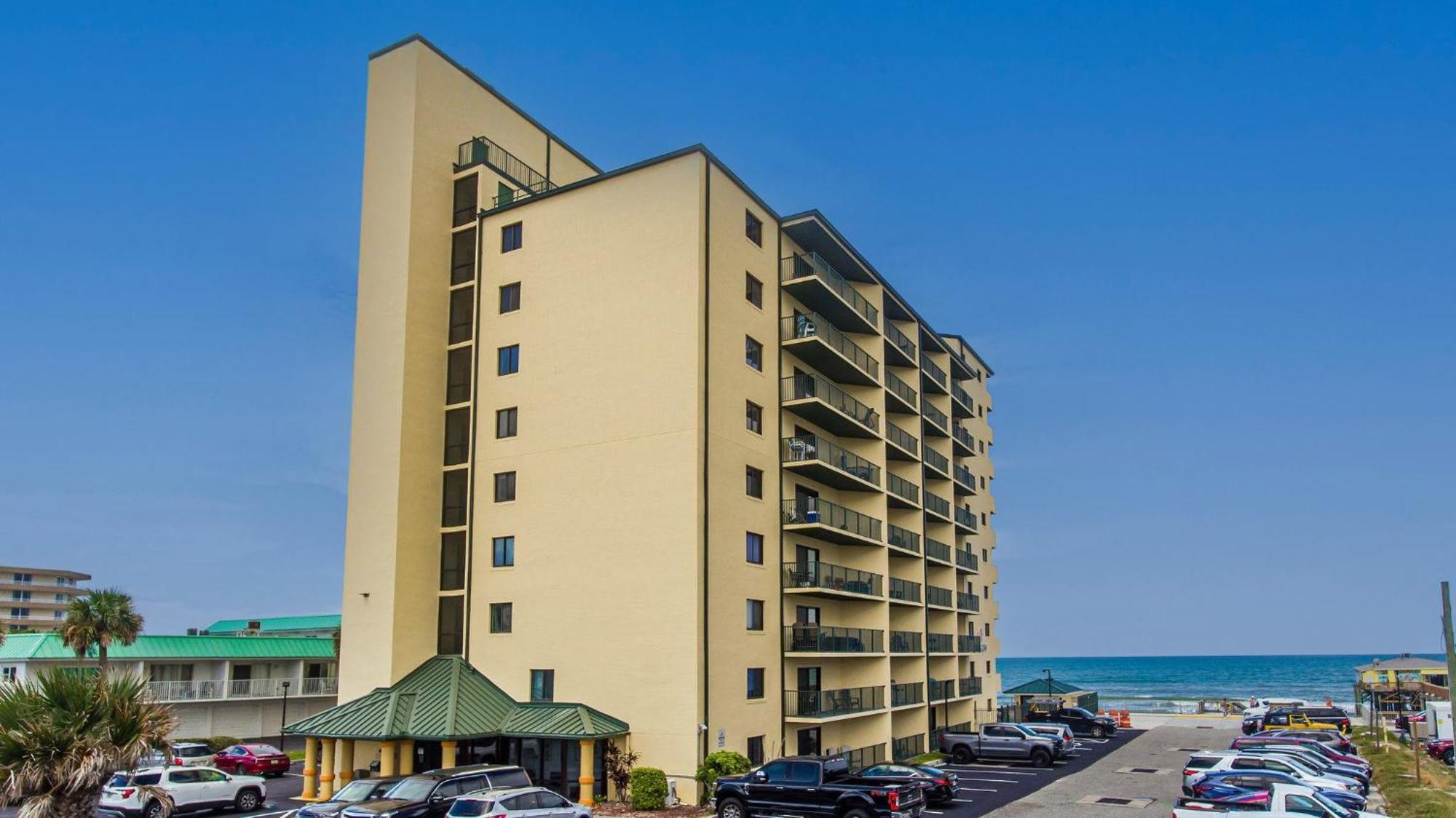 Coastal Chic At Sunglow By Brightwild * Daytona Beach Shores
