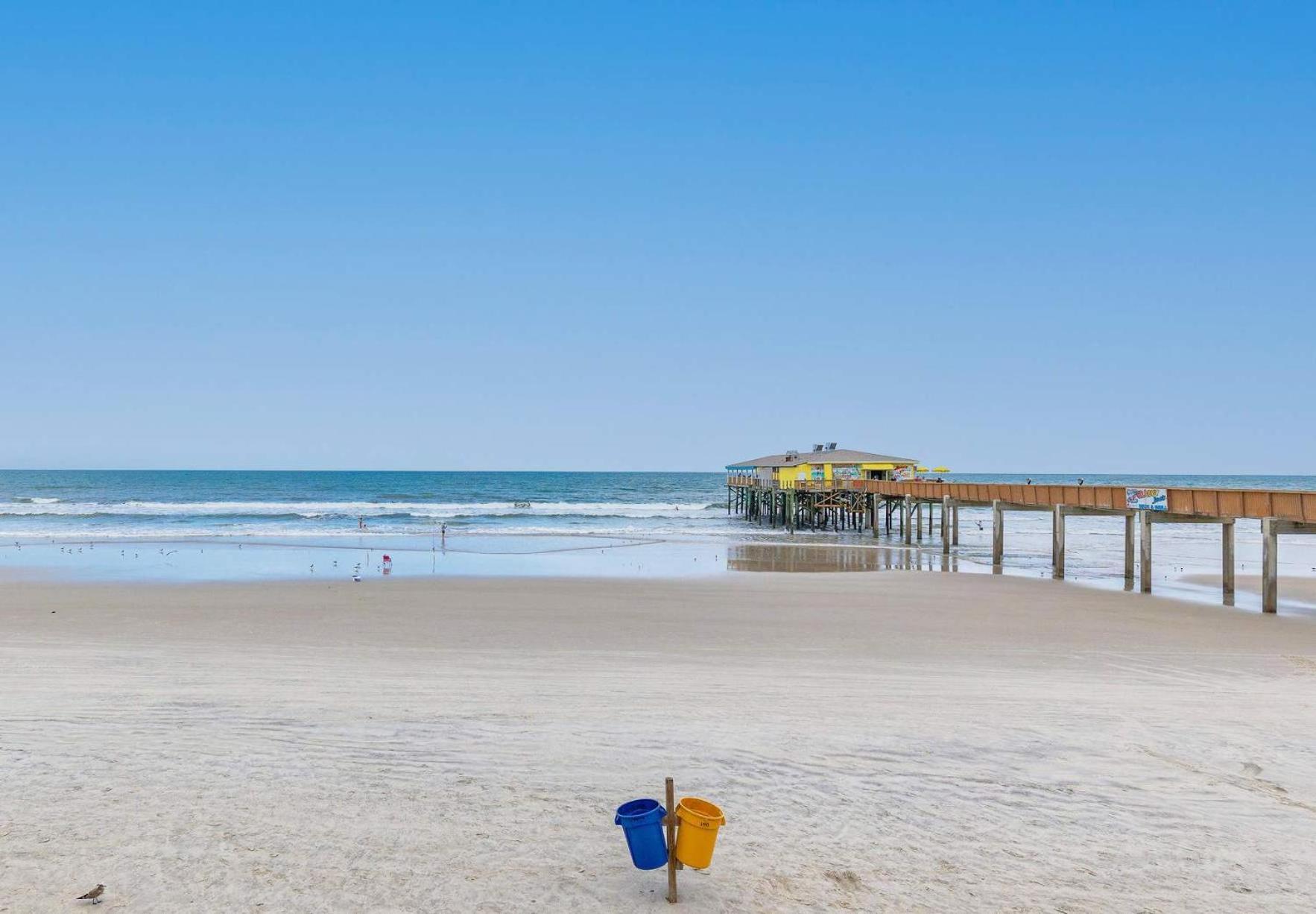 Coastal Chic At Sunglow By Brightwild *