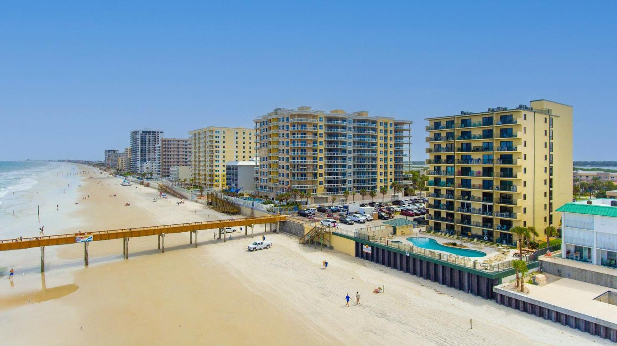Coastal Chic At Sunglow By Brightwild * Daytona Beach Shores
