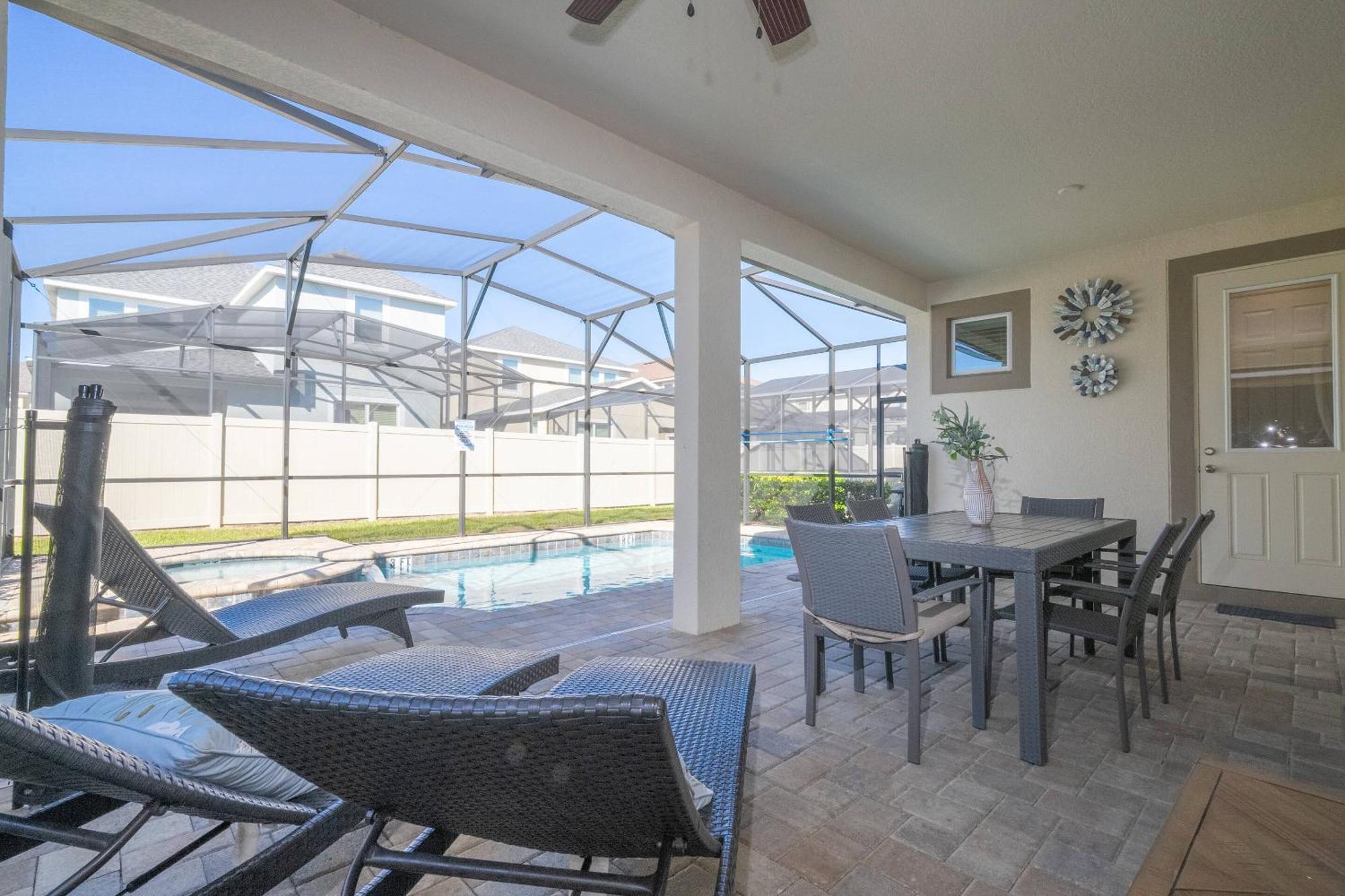 Dream Vacation 8 Milles From At Solara 1608 Holiday home