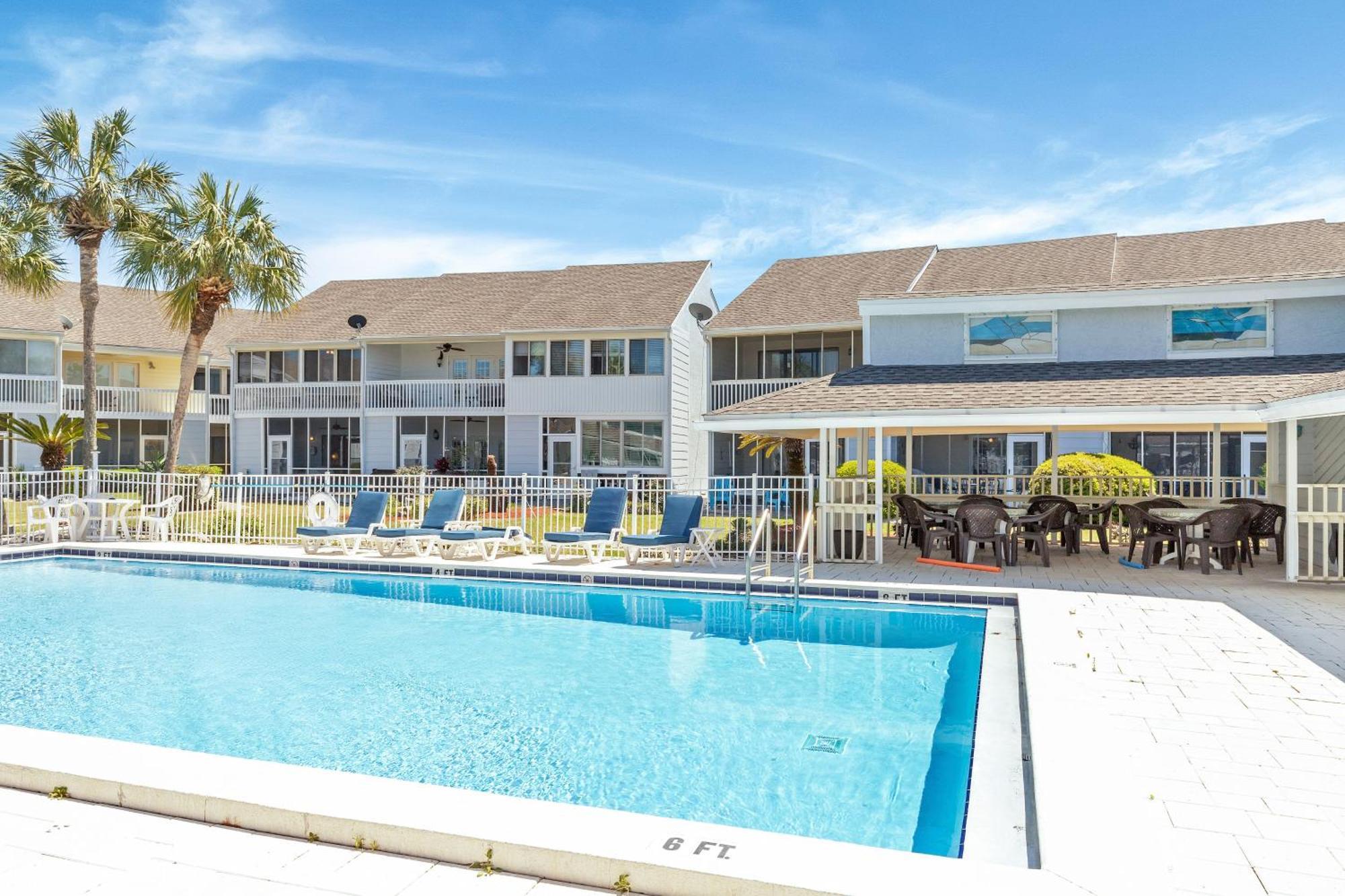 Apartment Inlet Reef 412- By Isle *