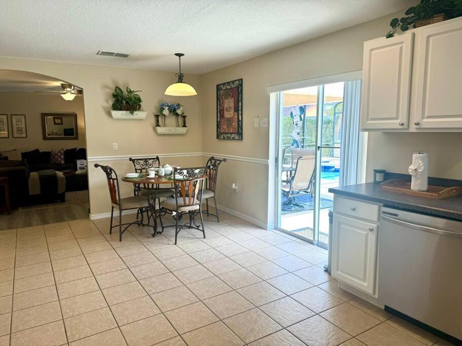 Holiday home Bohanan 5 Bed 3 Bath With Pool And Jacuzzi