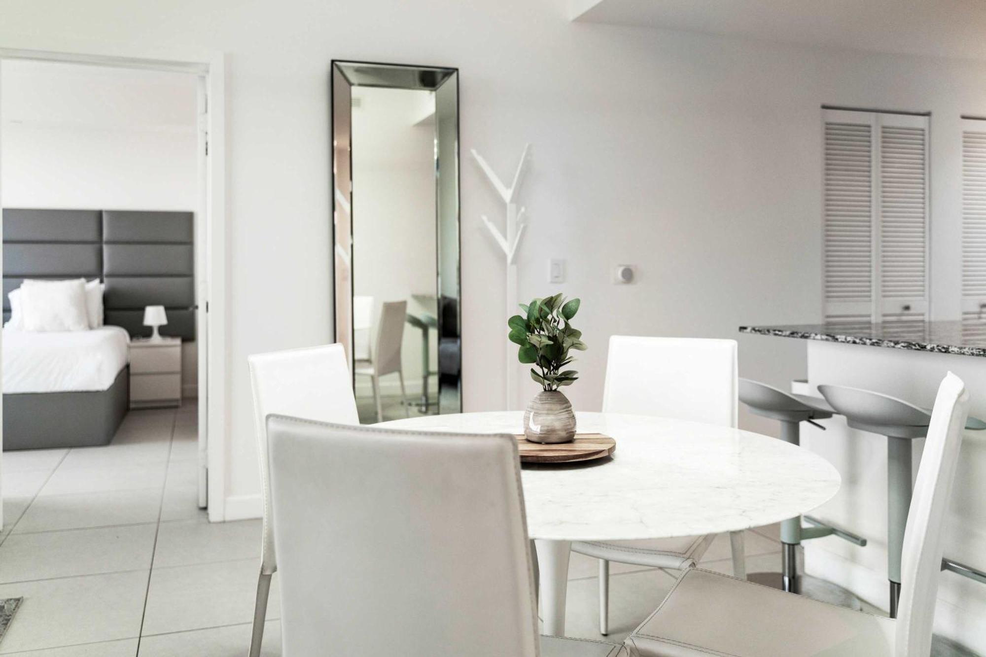 Holiday home La Central- Cityplace Doral And Across From A Park