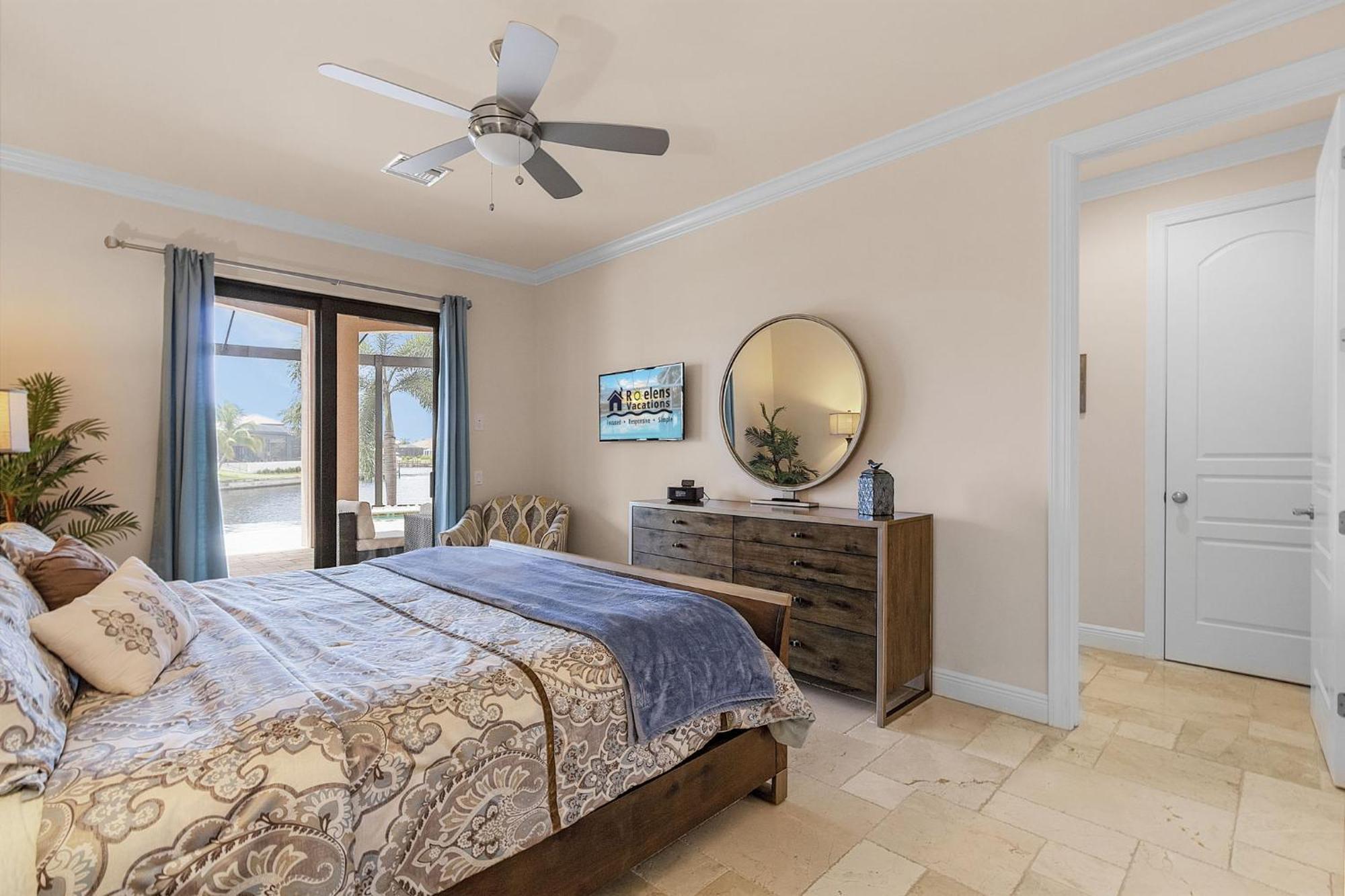 Luxury, Sunsets, Heated Infinity Pool, Spa, Pool Table, Bikes & Kayaks - Coral Bay - Roelens Holiday home Cape Coral