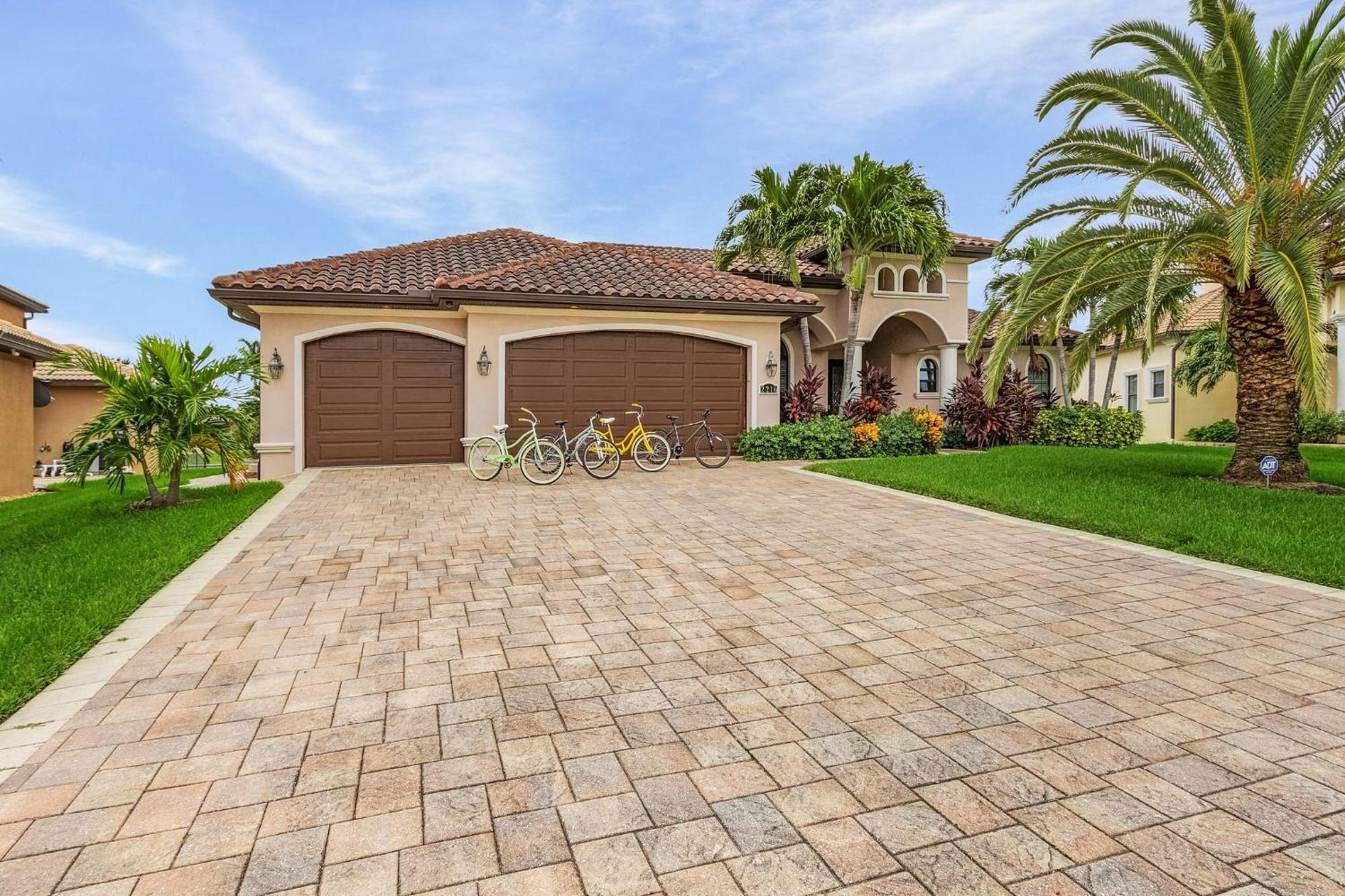 Luxury, Sunsets, Heated Infinity Pool, Spa, Pool Table, Bikes & Kayaks - Coral Bay - Roelens *
