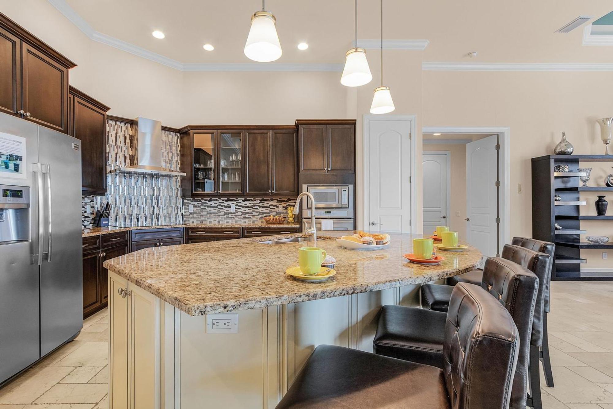 Luxury, Sunsets, Heated Infinity Pool, Spa, Pool Table, Bikes & Kayaks - Coral Bay - Roelens *