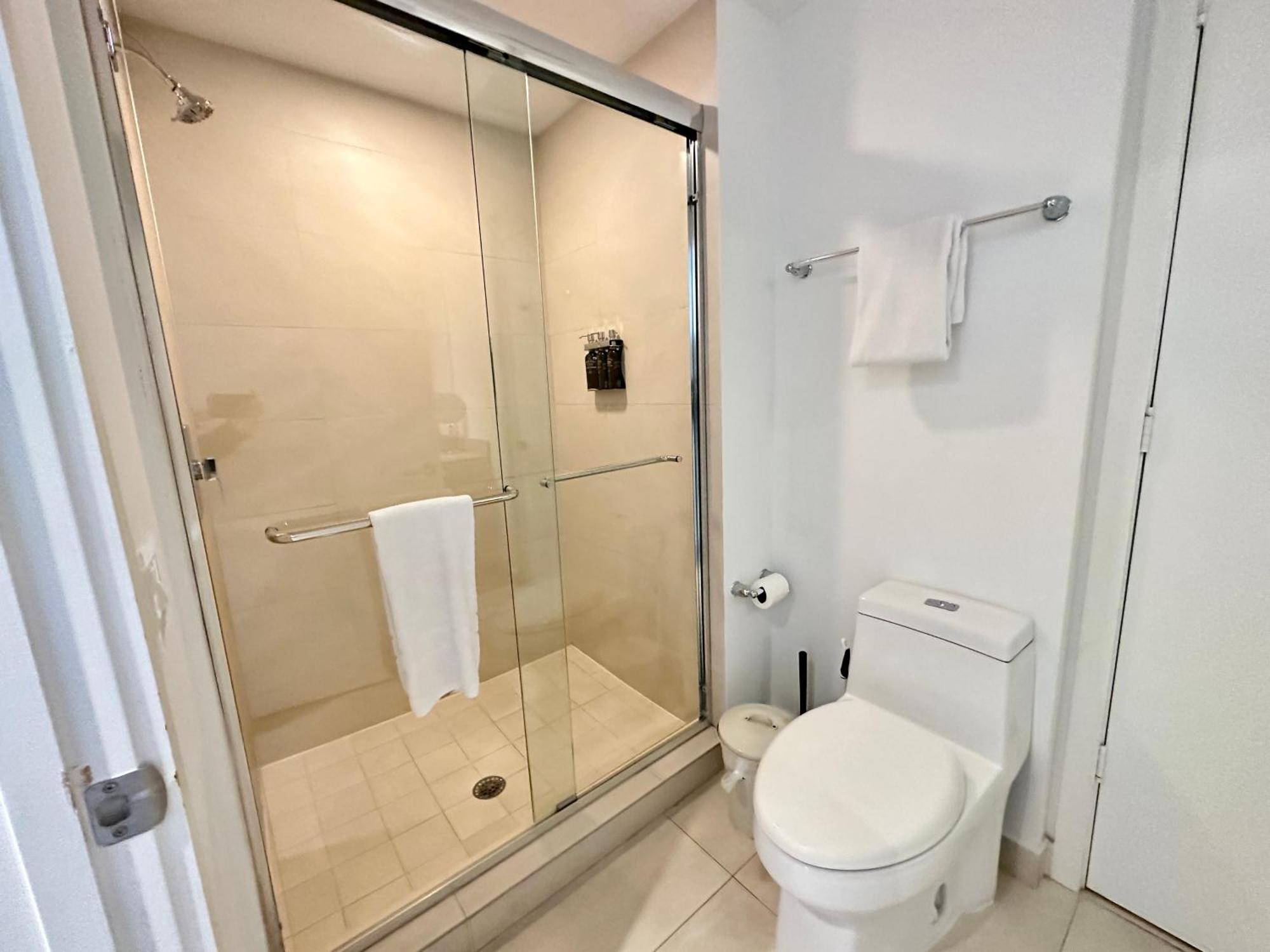 Mvr Beachfront Apartment *