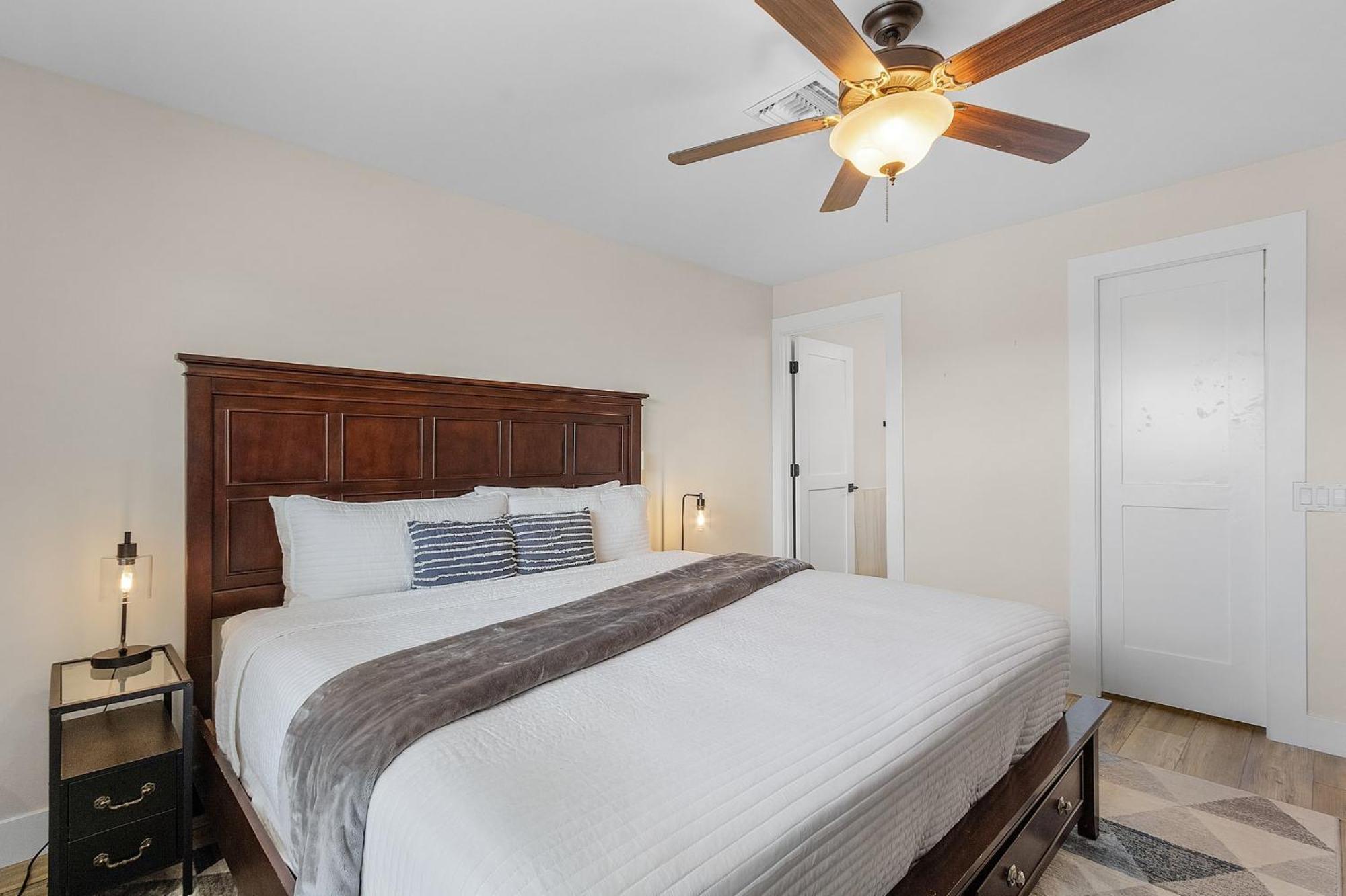 Stunning Tropical Oasis - Gulf Access, Kayaks, Padddleboards, Bikes, Tiki - Ancora - Roelens Holiday home Cape Coral