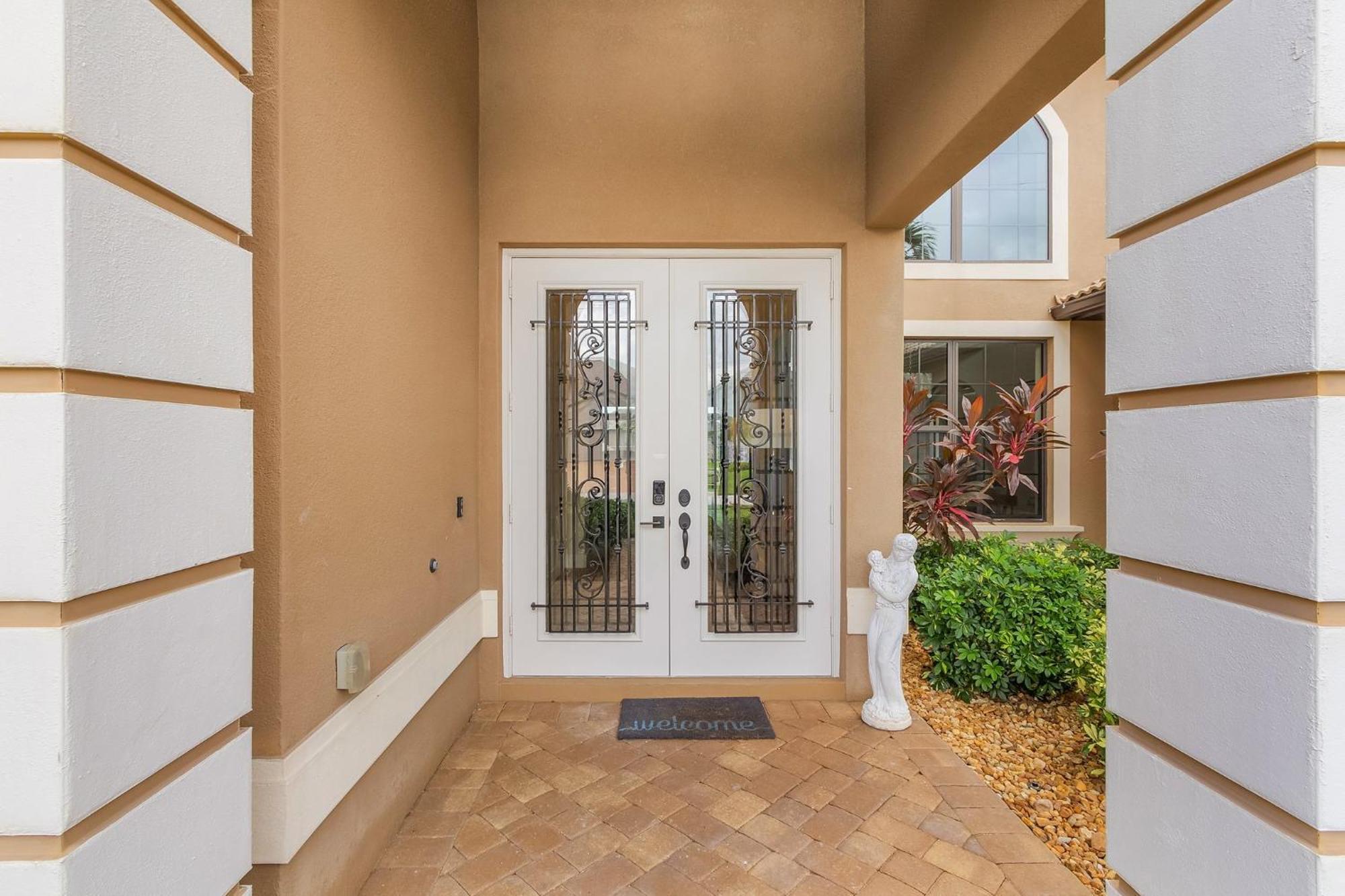 Stunning Tropical Oasis - Gulf Access, Kayaks, Padddleboards, Bikes, Tiki - Ancora - Roelens Holiday home Cape Coral
