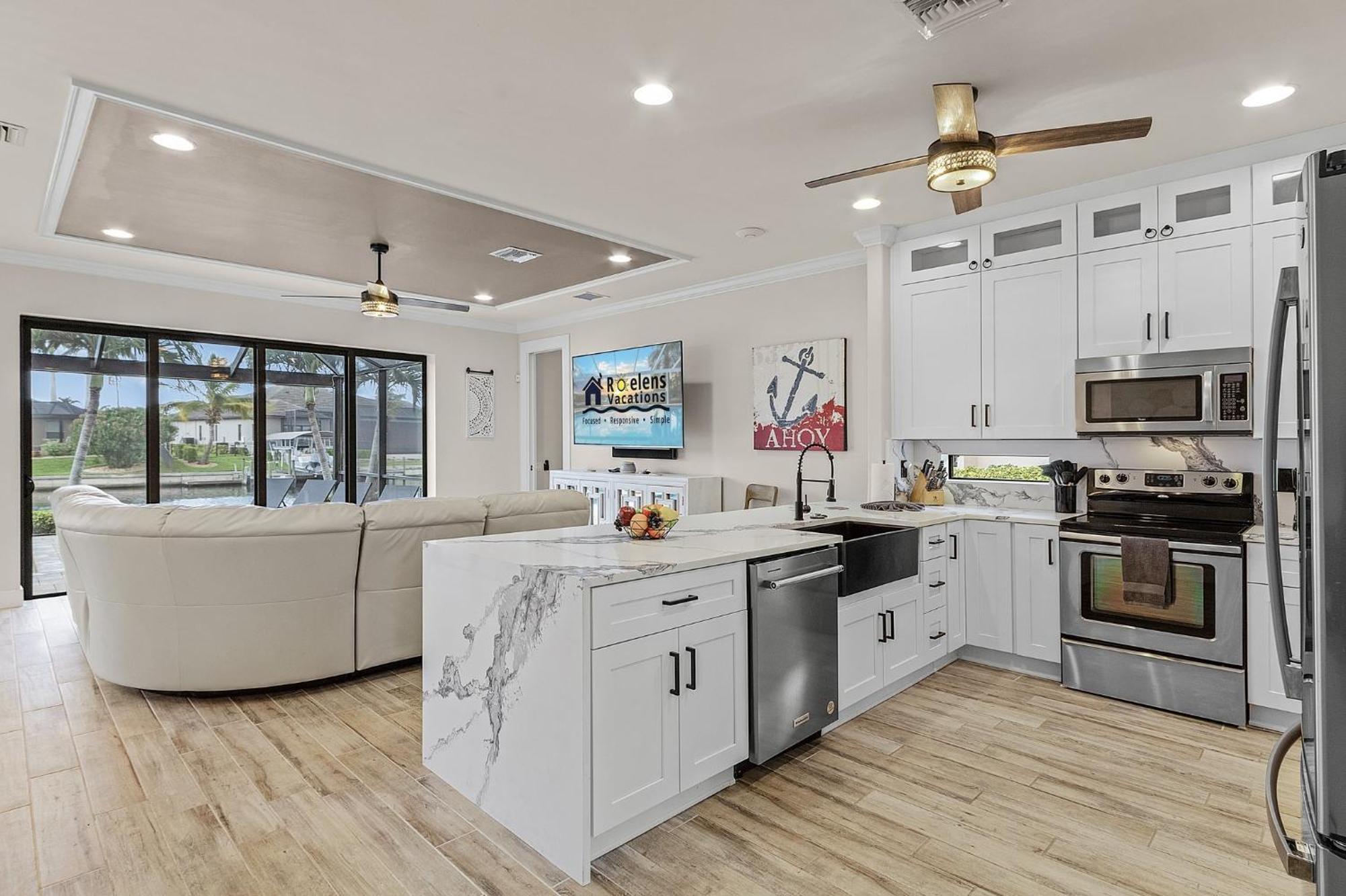 Holiday home Stunning Tropical Oasis - Gulf Access, Kayaks, Padddleboards, Bikes, Tiki - Ancora - Roelens Cape Coral