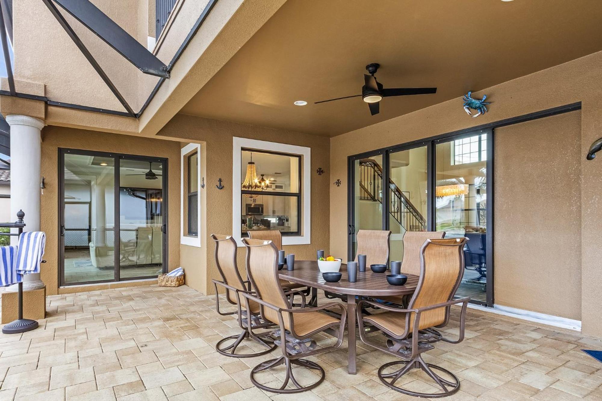 Holiday home Stunning Tropical Oasis - Gulf Access, Kayaks, Padddleboards, Bikes, Tiki - Ancora - Roelens Cape Coral