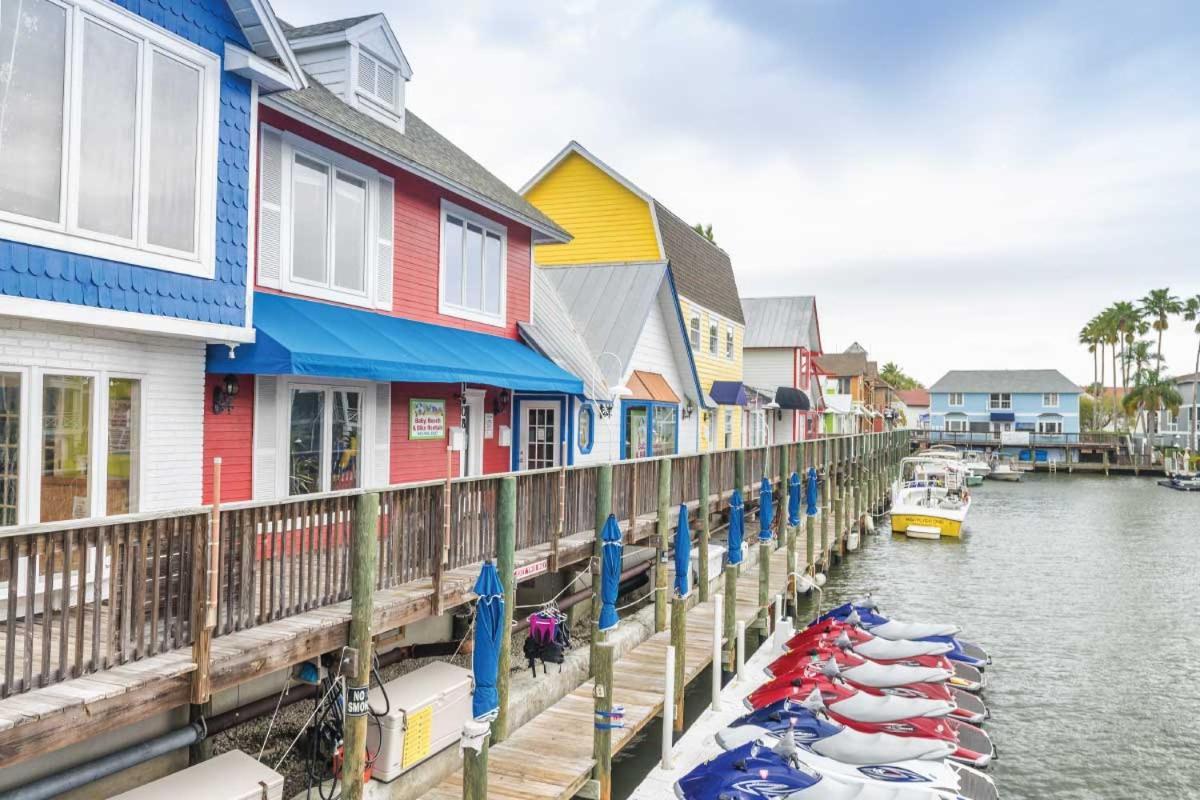 Newly Remodeled 8-steps To Path Of Beach! Apartment *