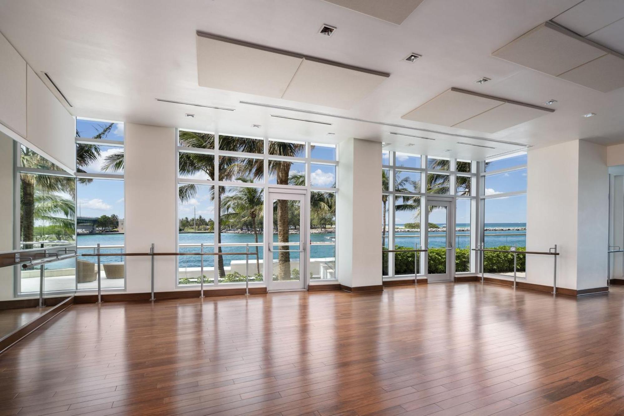 The Ritz-carlton Bal Harbour, Miami Resort Bal Harbour