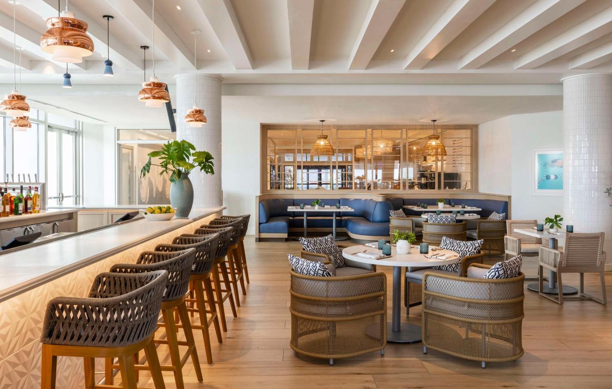 The Singer Oceanfront Resort, Curio Collection By Hilton Riviera Beach