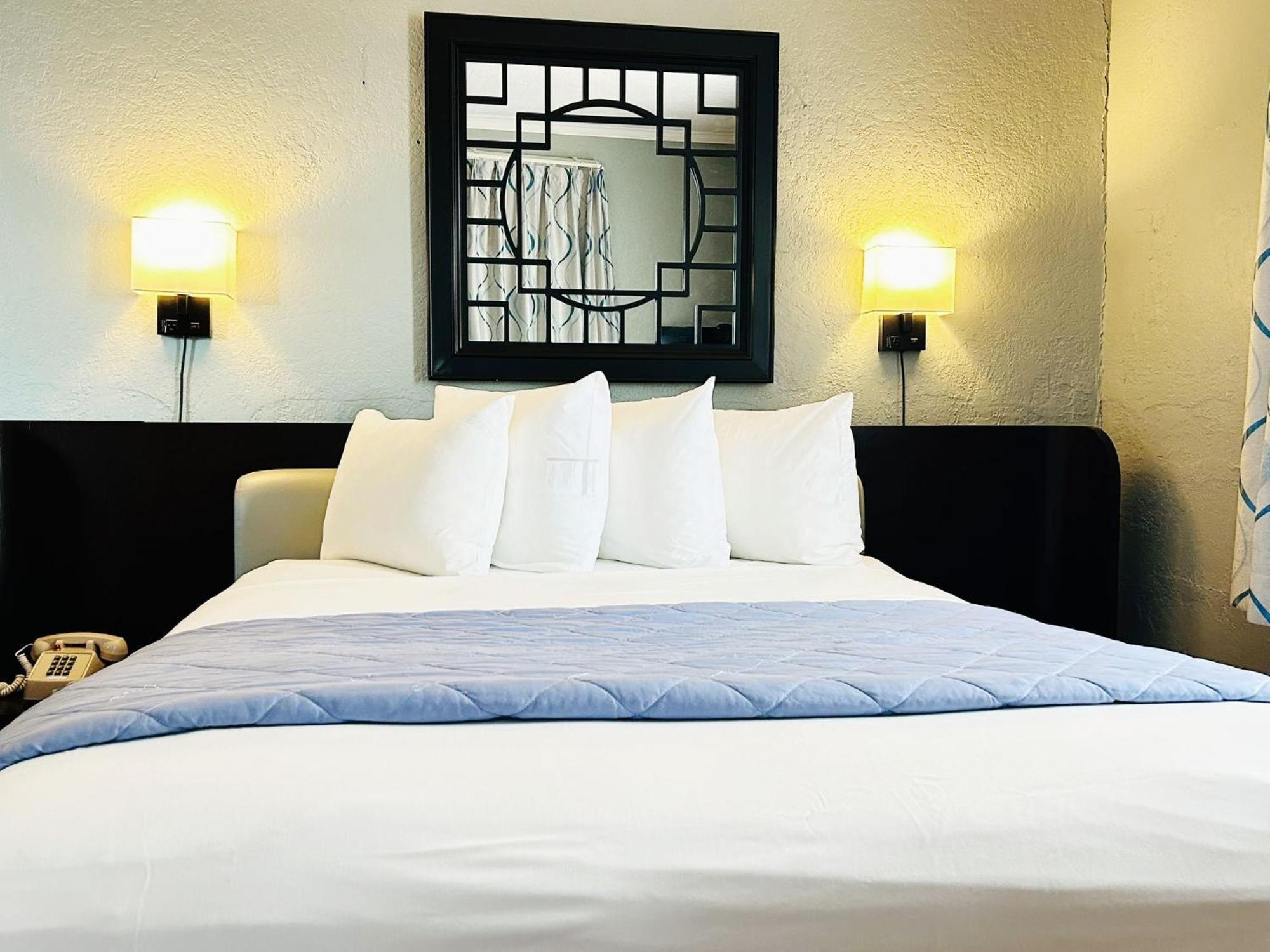 Ponce De Leon Hotel 3*
