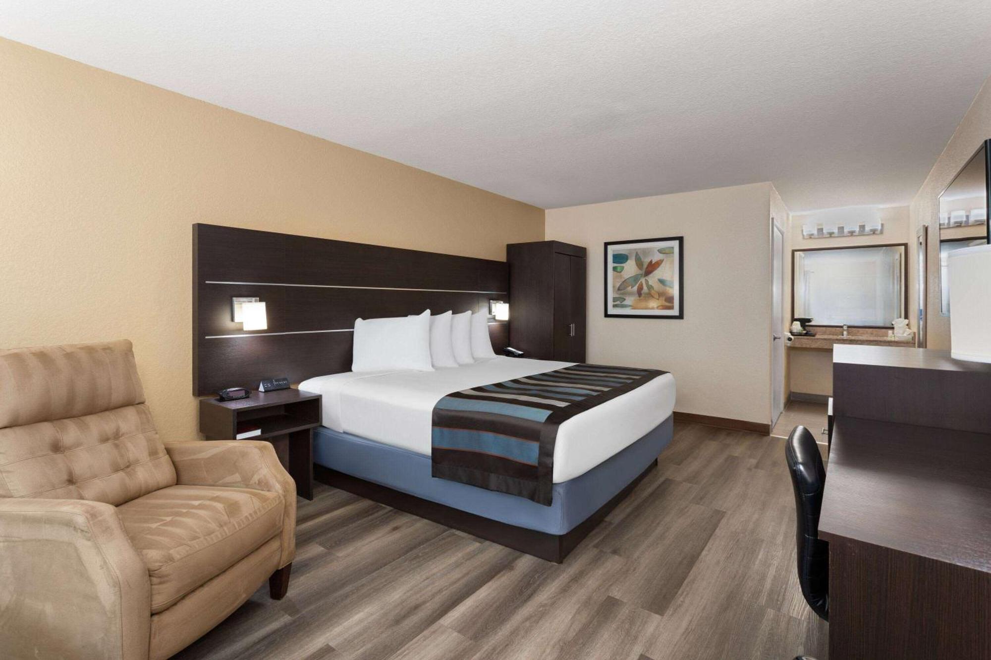 Hotel Baymont By Wyndham Punta Gorda/port Charlotte