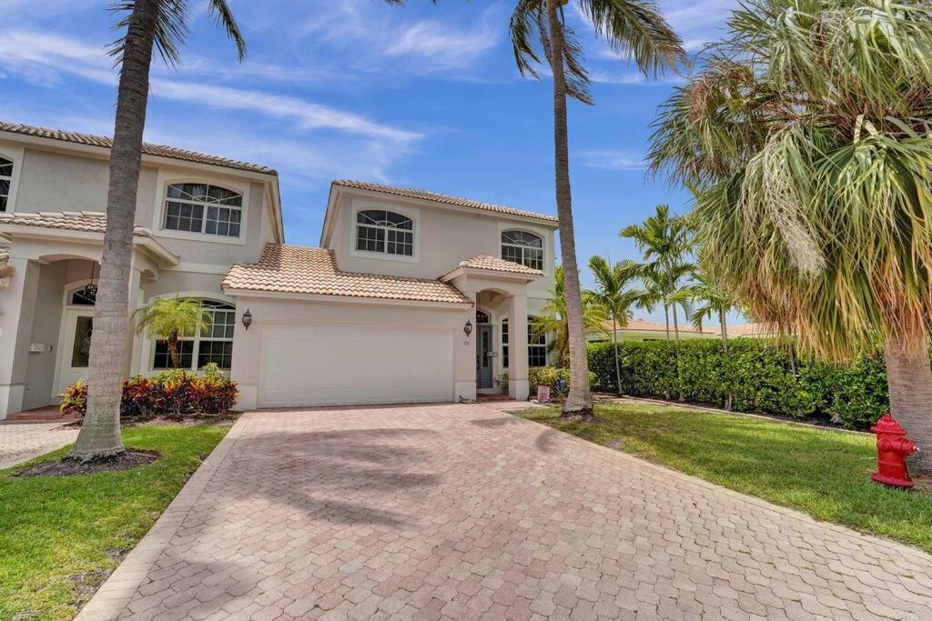 Villa Blissful In Amazing Location With Heated Pool 3 Blocks To In Your Toes! Fort Lauderdale