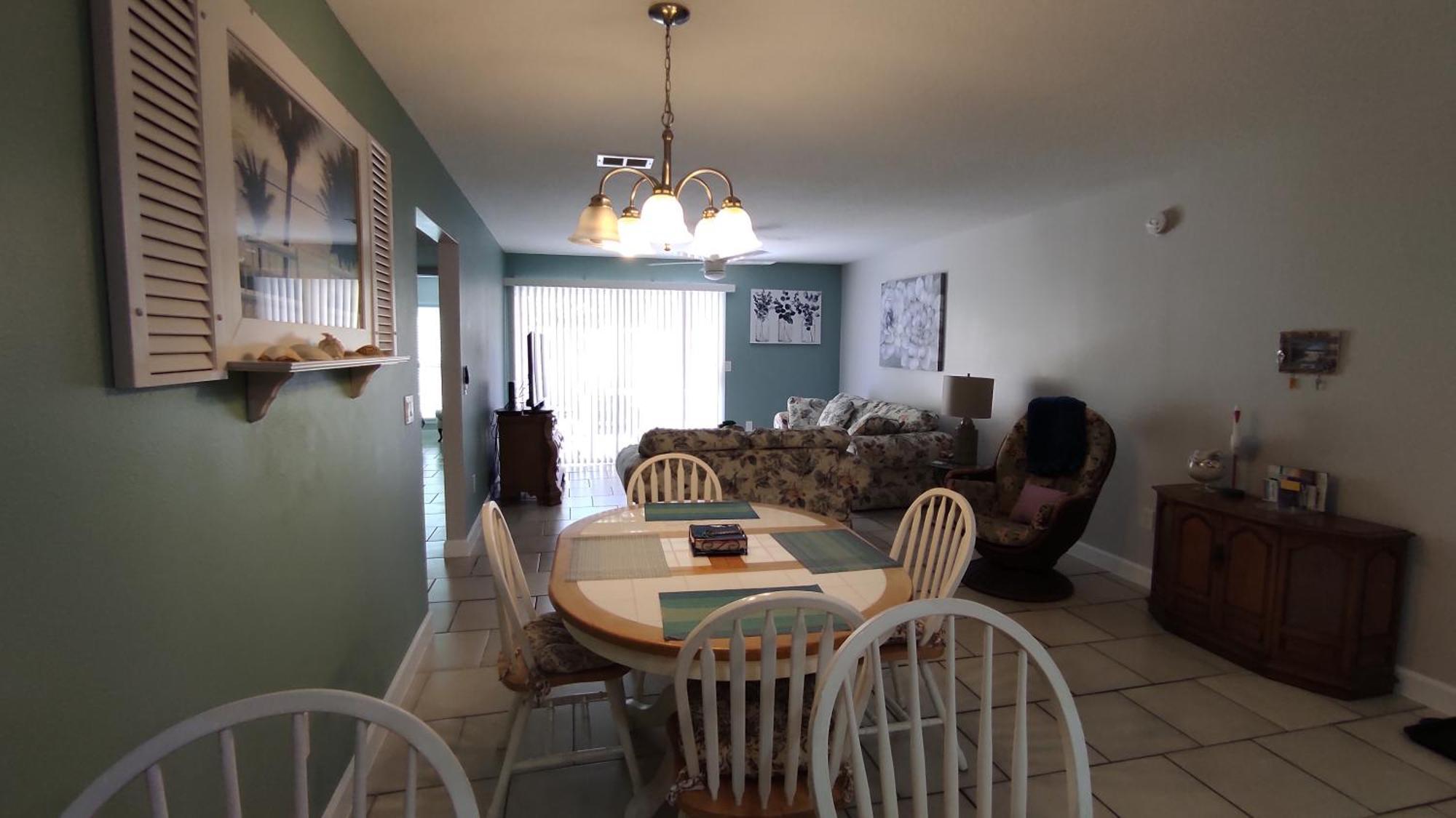 2br/2ba Sienna Park Apartment Sarasota