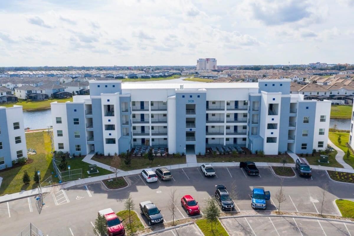 Luxurious 2 Bd Close To @ Storey 204p Kissimmee