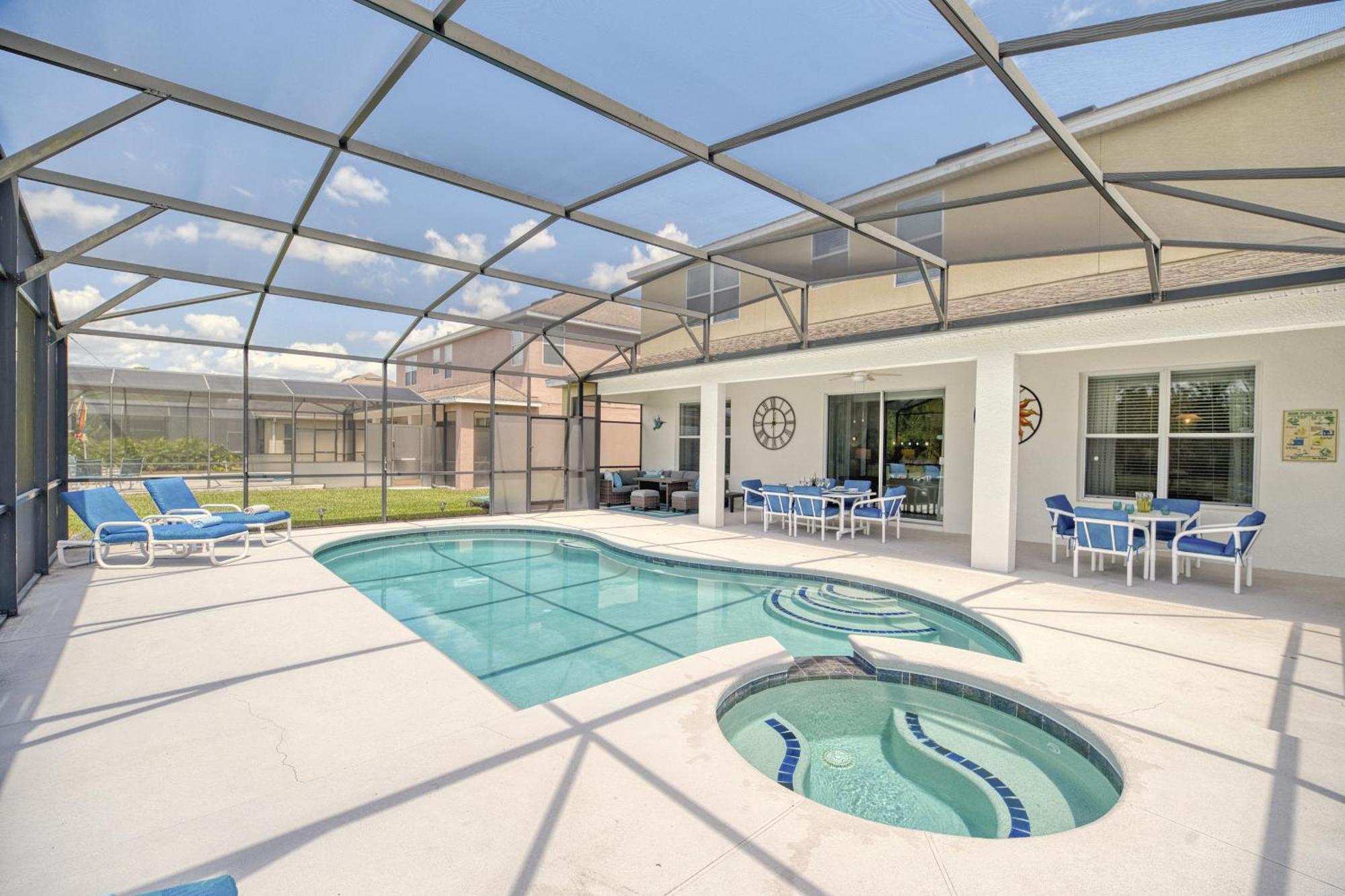 #291-spacious With Private South Facing Pool And And No Rear Neighbors *