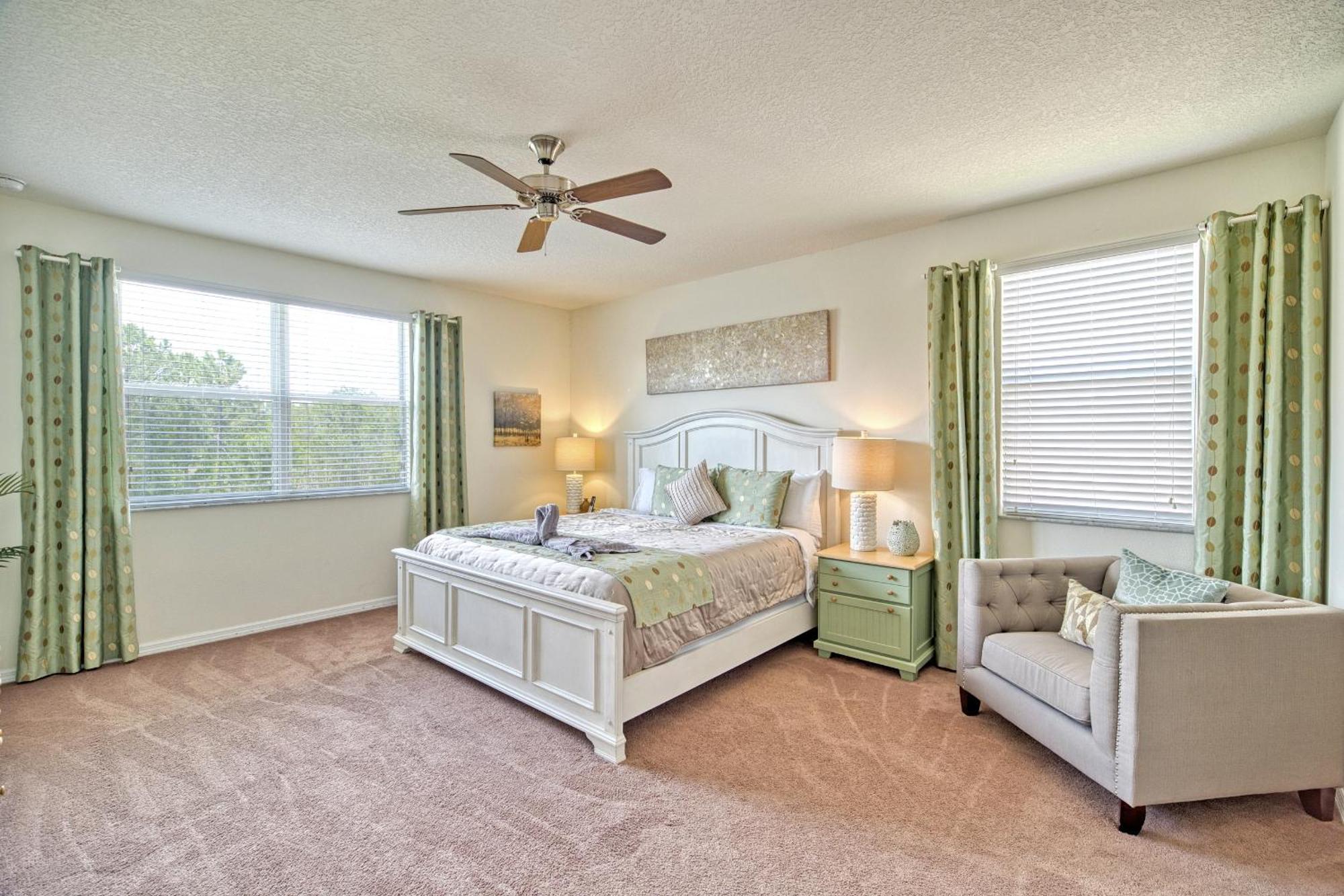 #291-spacious With Private South Facing Pool And And No Rear Neighbors