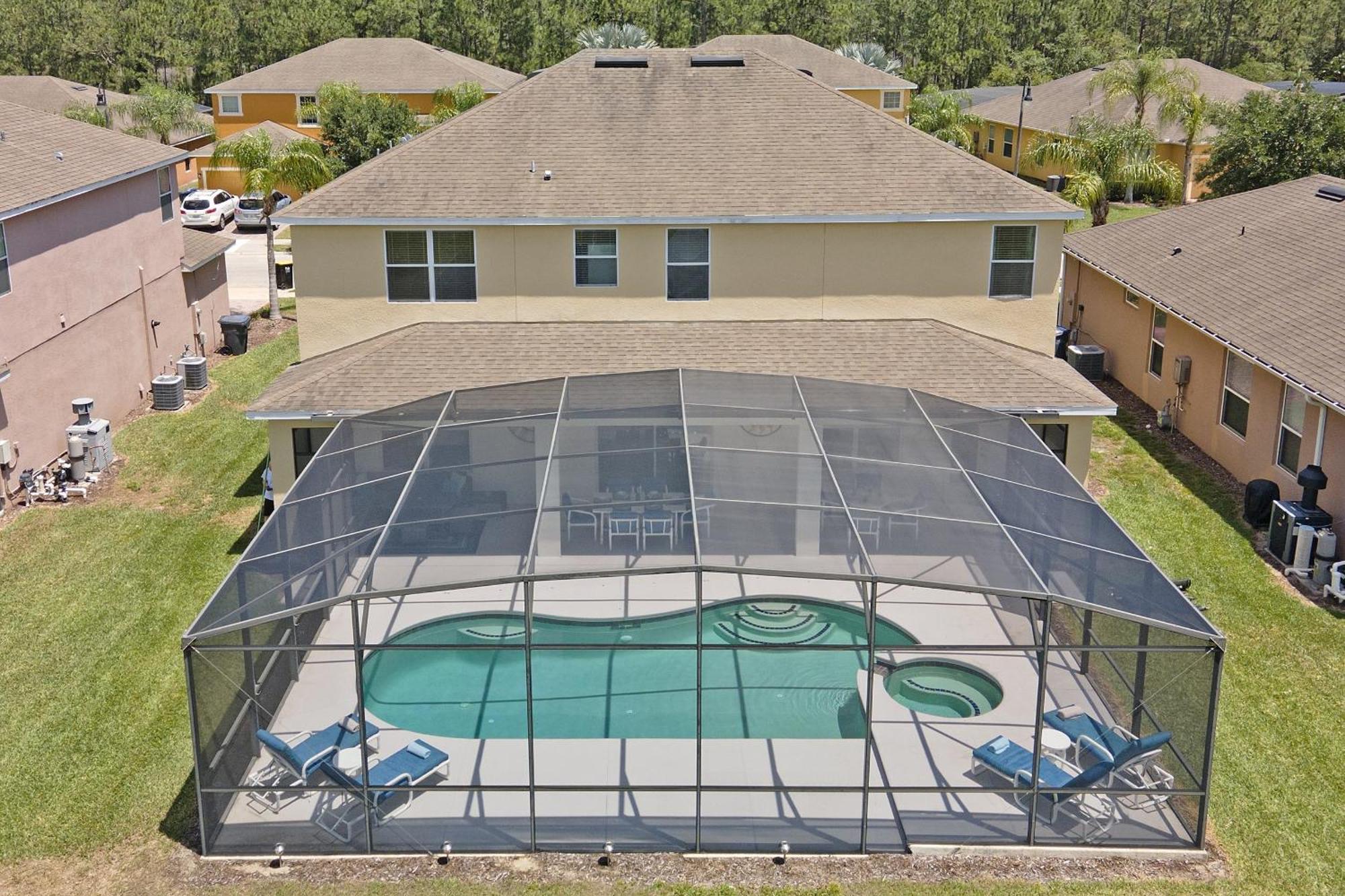 #291-spacious With Private South Facing Pool And And No Rear Neighbors Davenport
