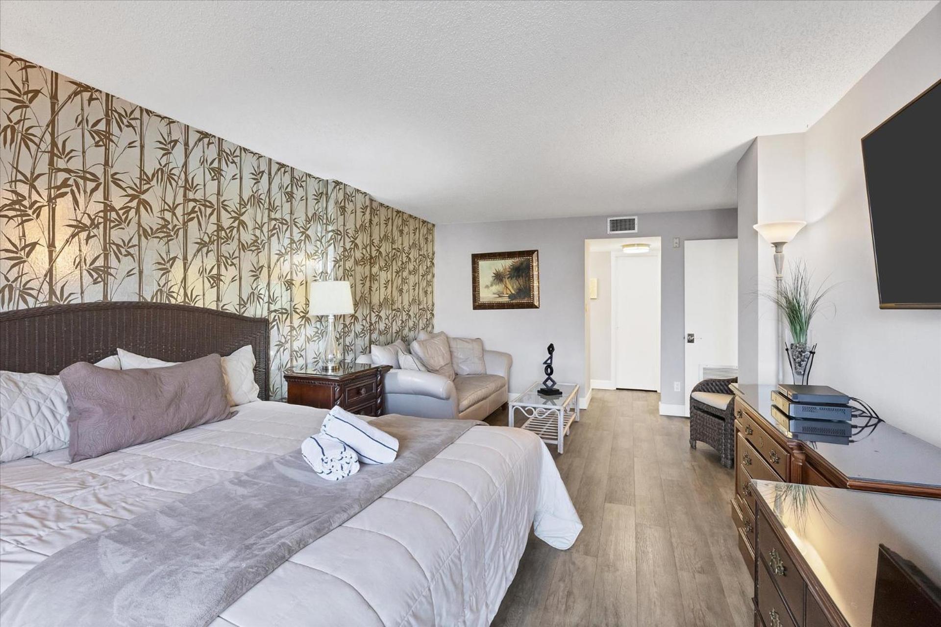 6415 Midnight Pass #202 Holiday home Siesta Key