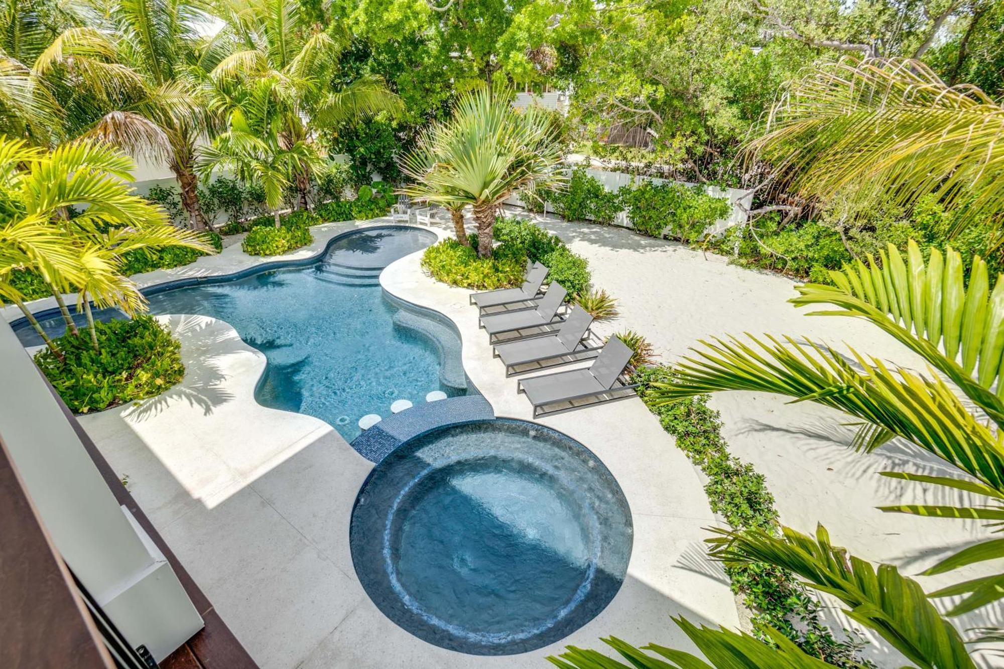 Compass Rose, 9 Bed, 8,5 Bath With Amazing Views! *
