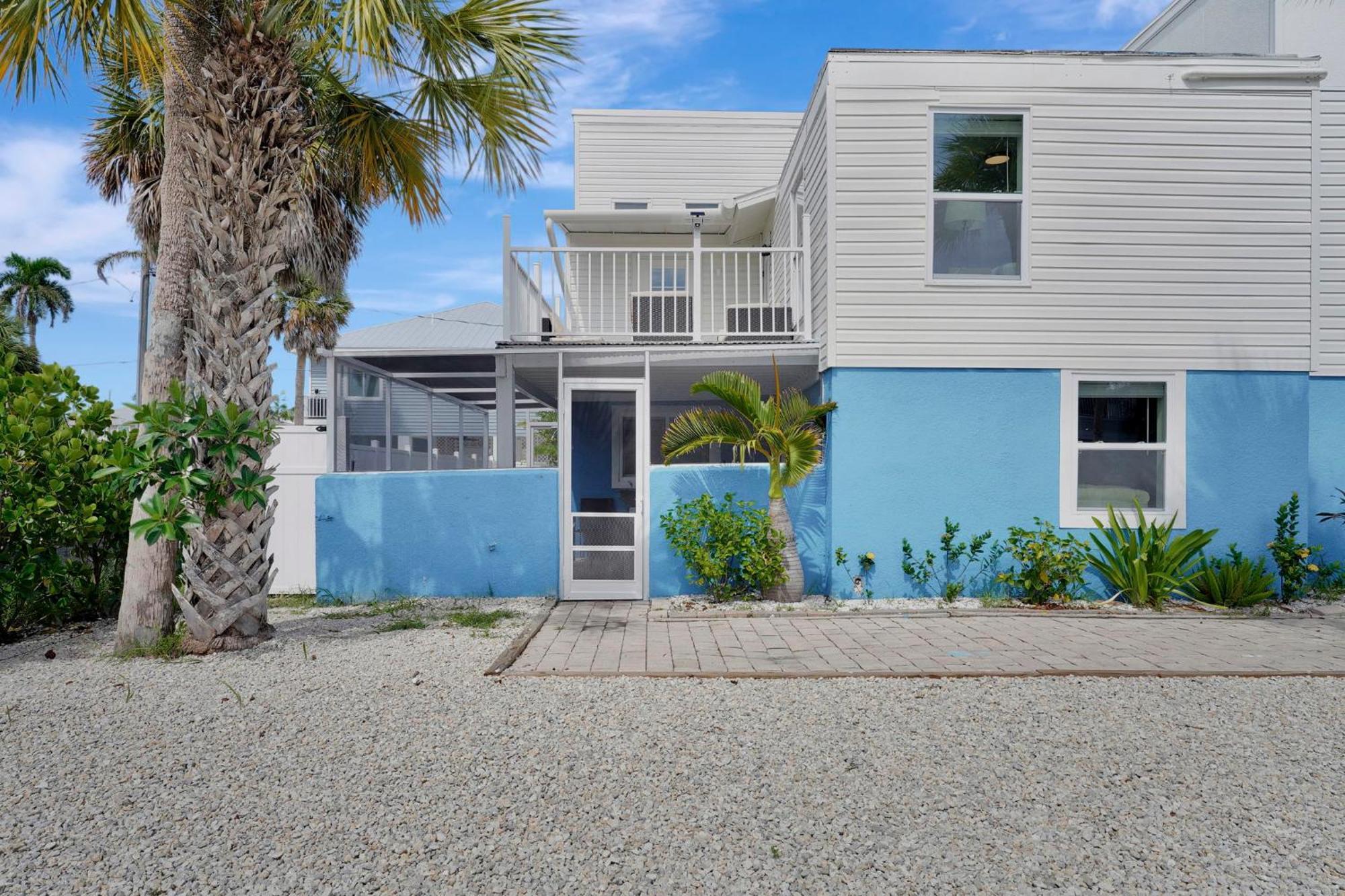 Charming Myers House * Fort Myers Beach