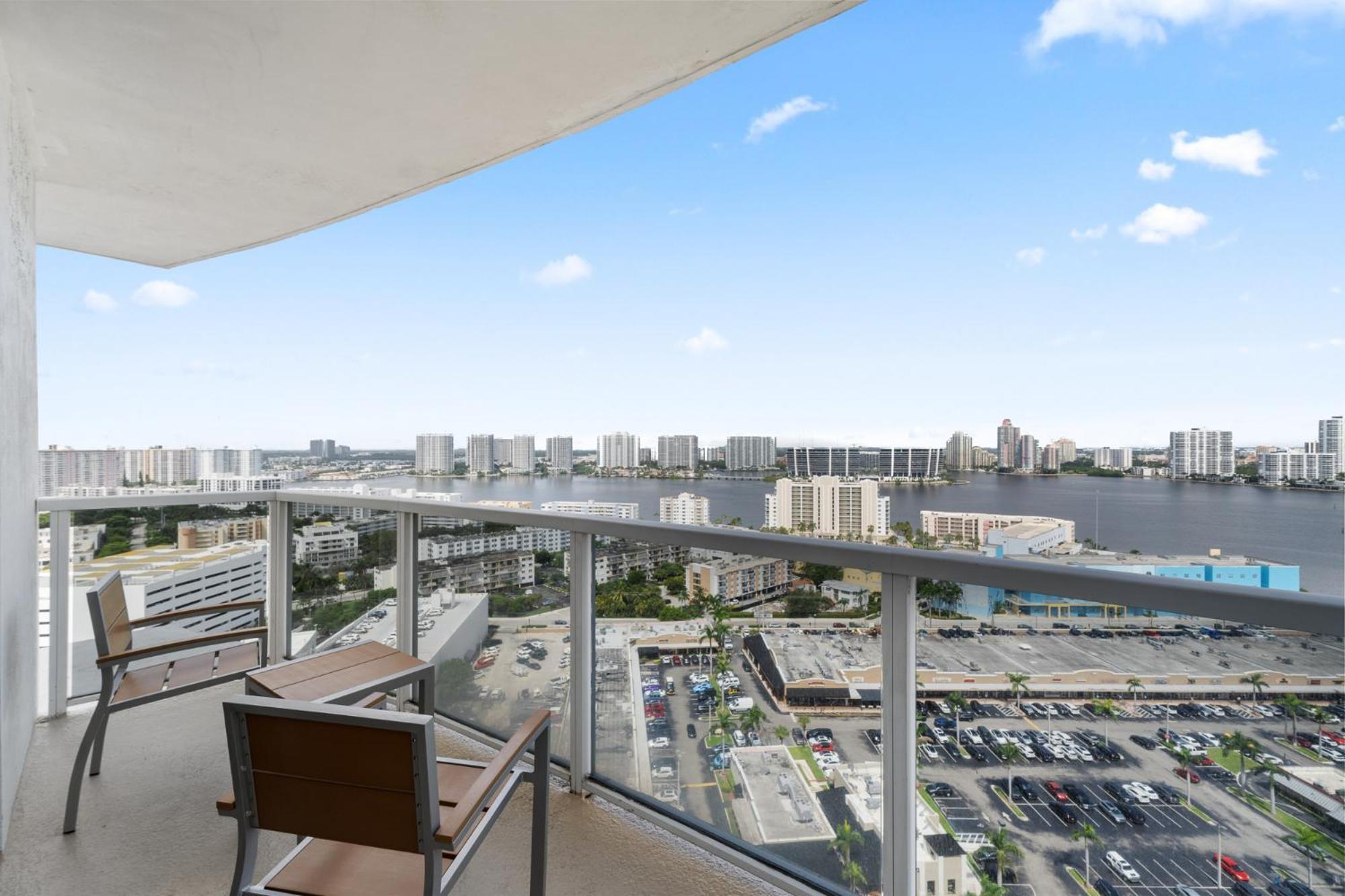 Lujoso En Playa De Sunny Isles Sunny Isles Beach