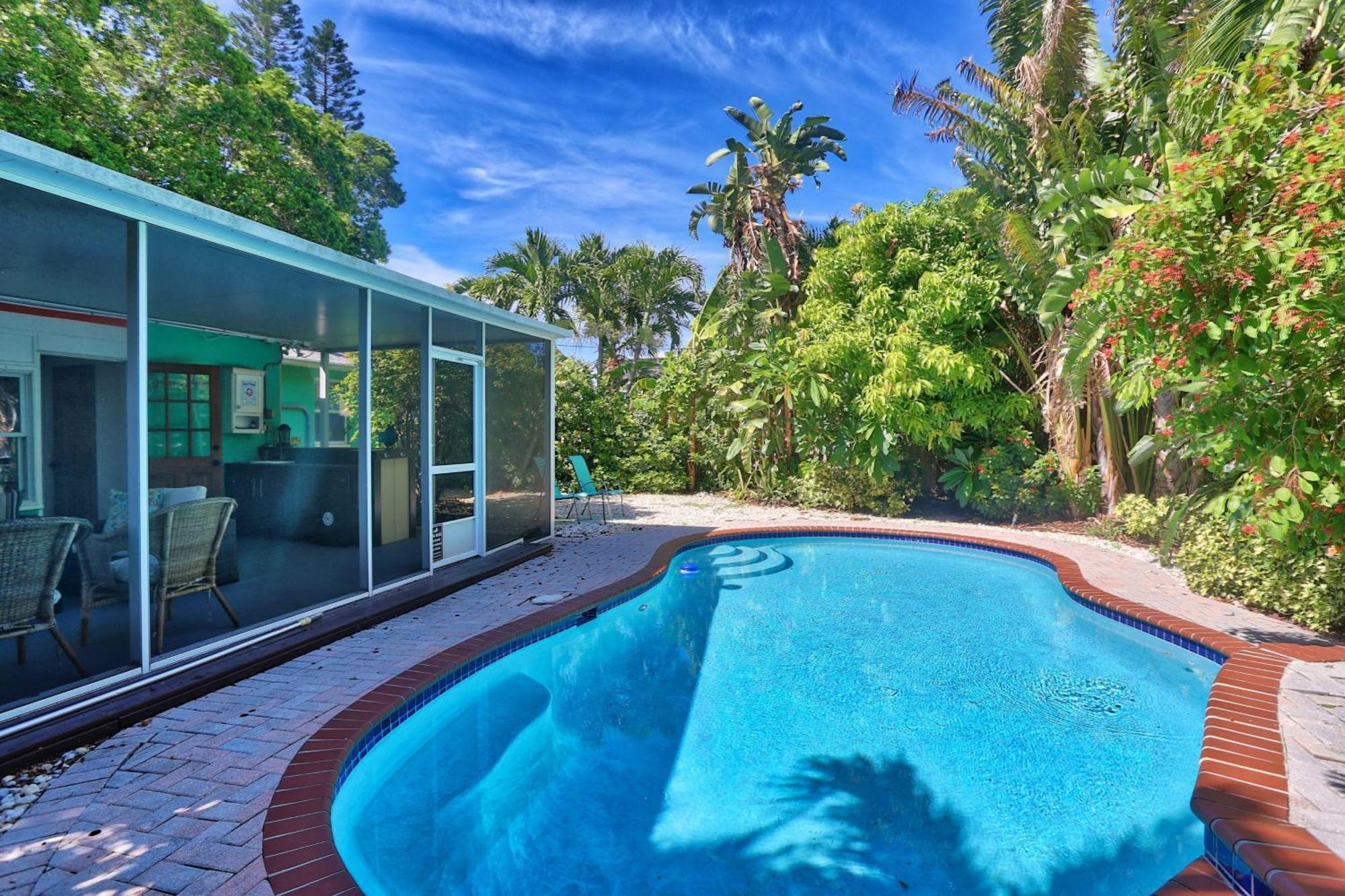 Coquina Hideaway *