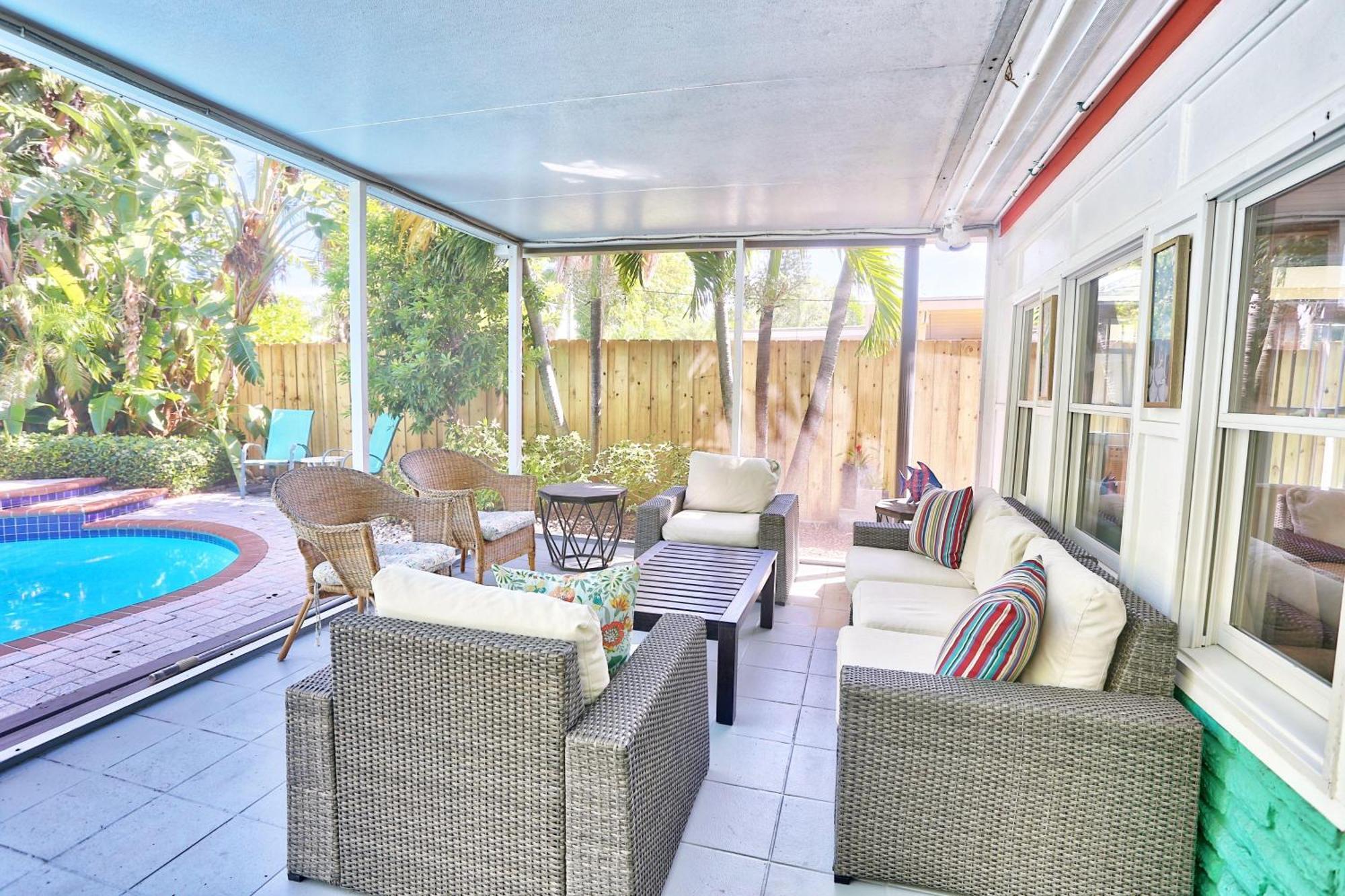Coquina Hideaway * St. Pete Beach