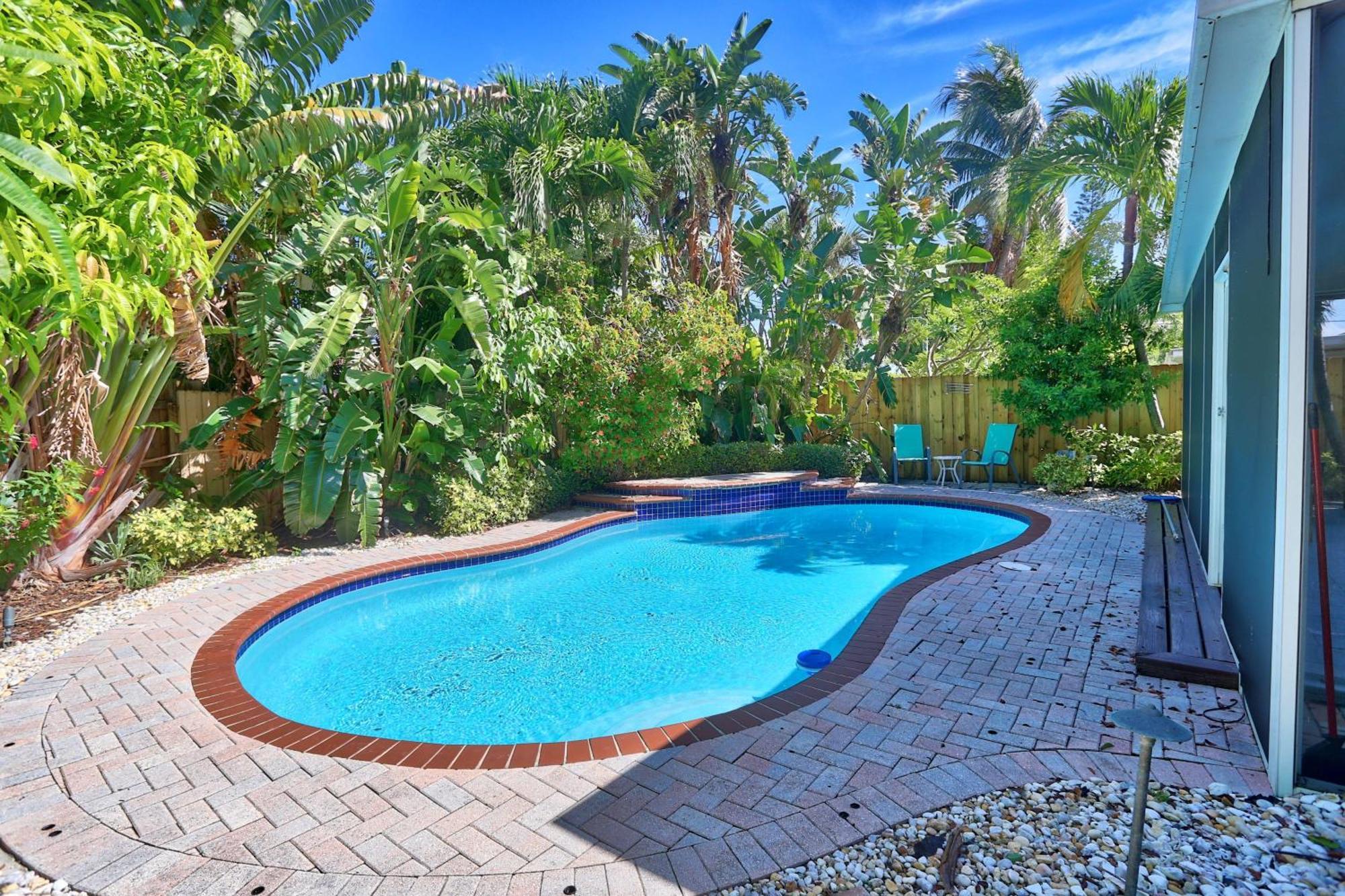 Coquina Hideaway St. Pete Beach
