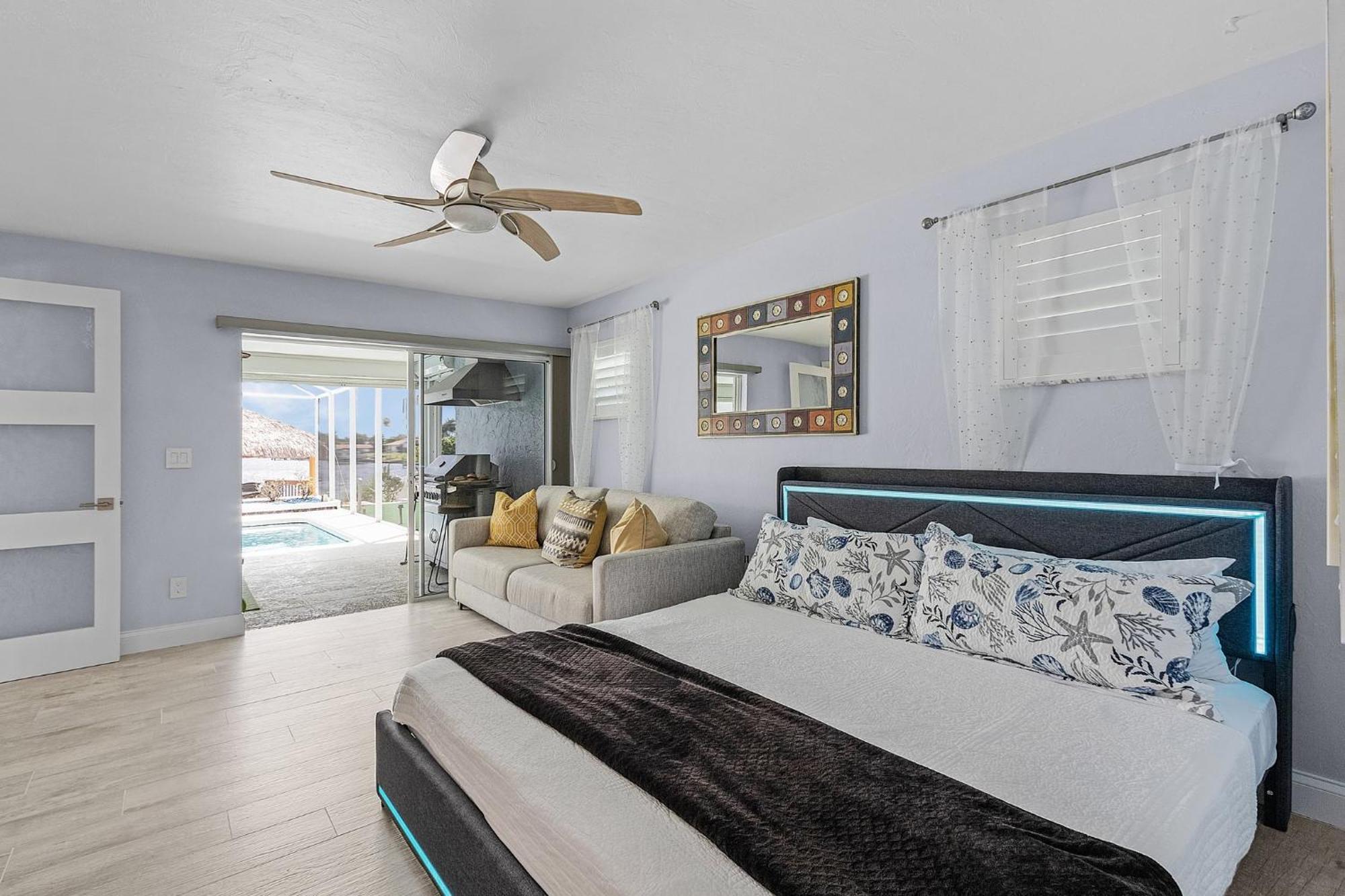 Gulf Access, Dock With Tiki, Heated Pool And Spa, Putting - Sunrise Soiree - Roelens Holiday home