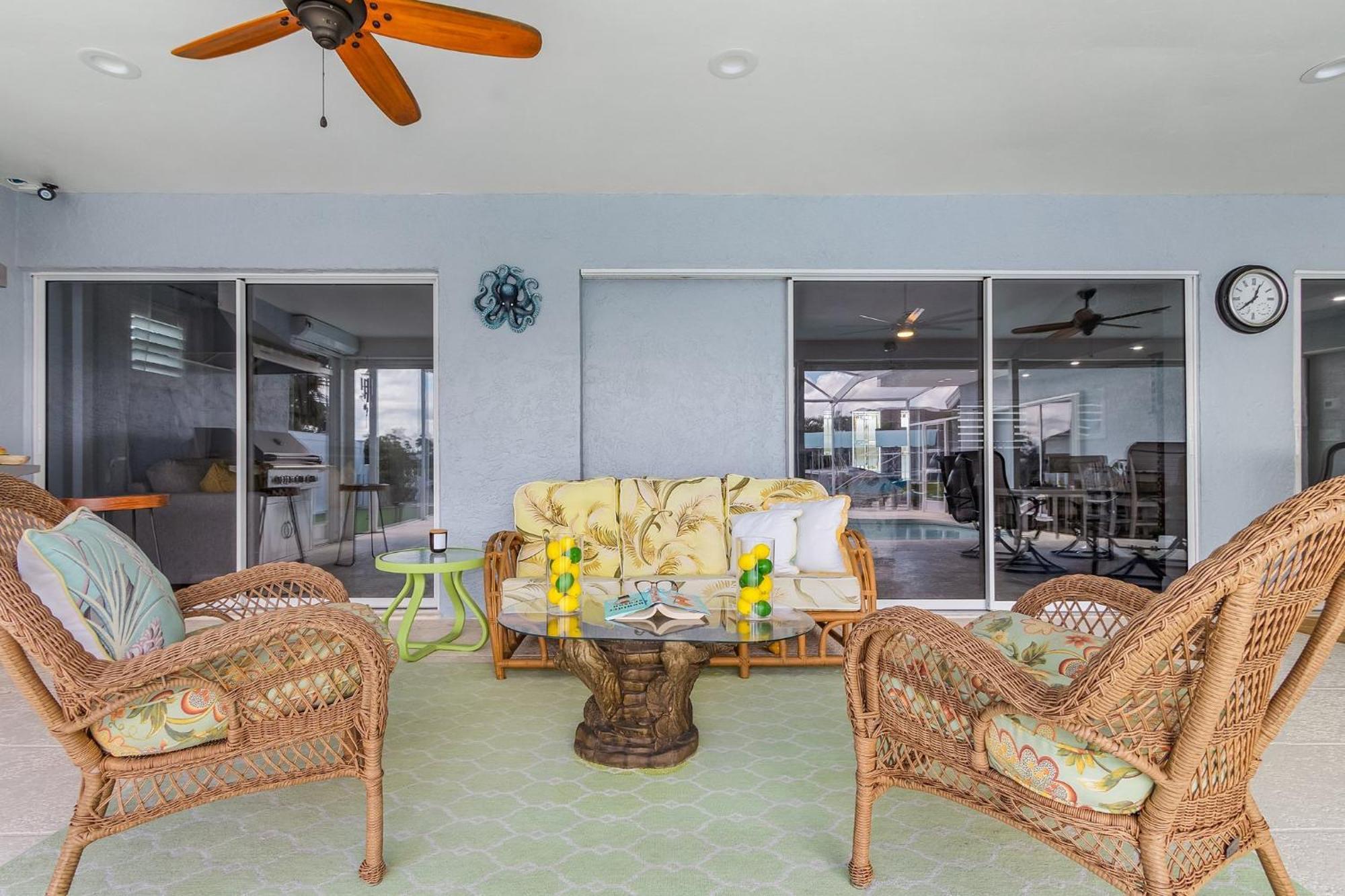 Gulf Access, Dock With Tiki, Heated Pool And Spa, Putting - Sunrise Soiree - Roelens *