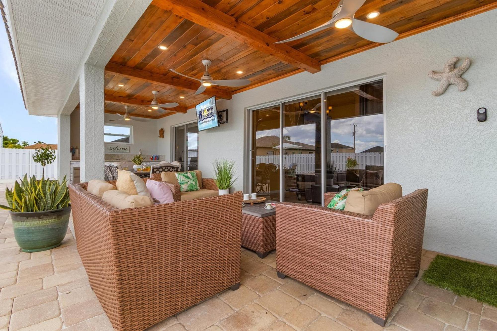 Holiday home Find Sun & - Private Beach, Heated Pool & - Wanderlust - Roelens