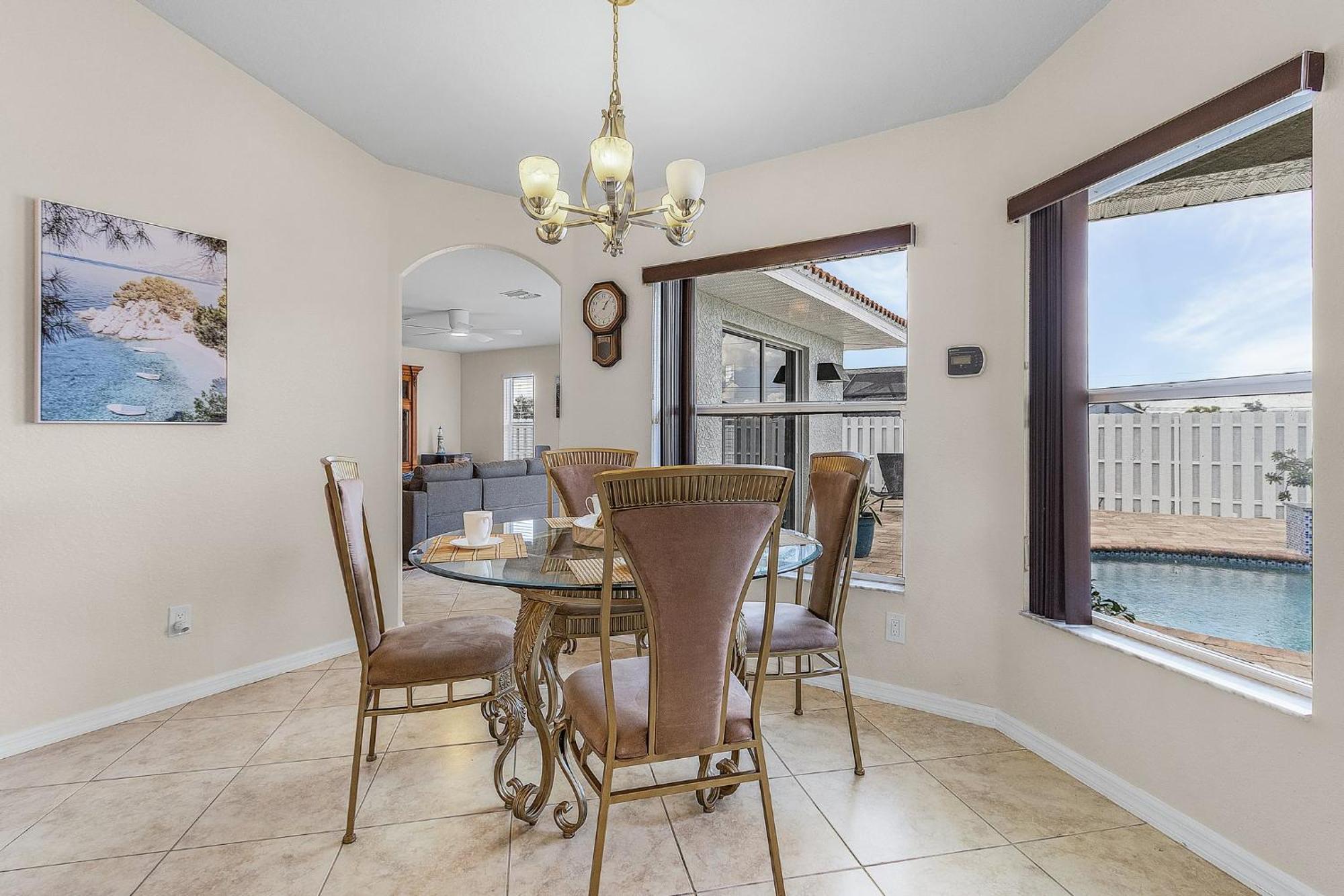 Find Sun & - Private Beach, Heated Pool & - Wanderlust - Roelens Holiday home