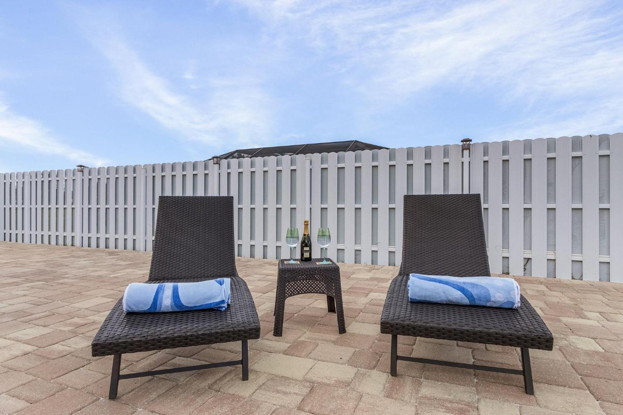 Holiday home Find Sun & - Private Beach, Heated Pool & - Wanderlust - Roelens