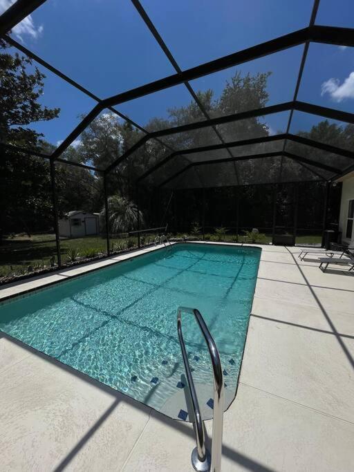 Luxe In With Pool *