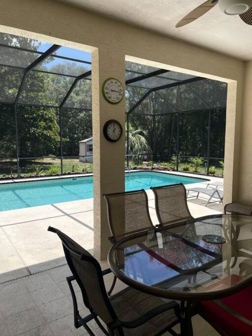 Luxe In With Pool *