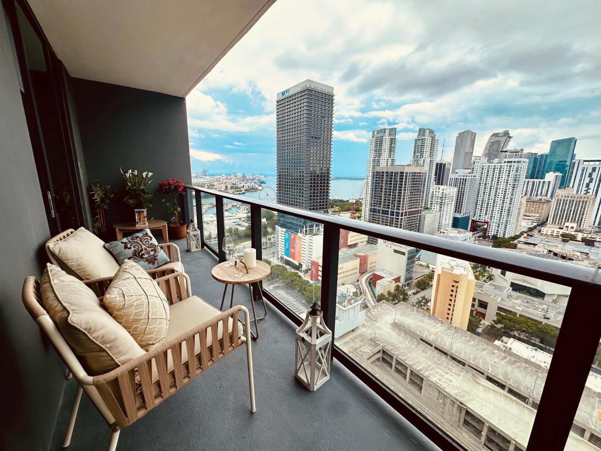 Magic Penthouse Balcony Ocean View, Pool Resort, Spa, Heart Of