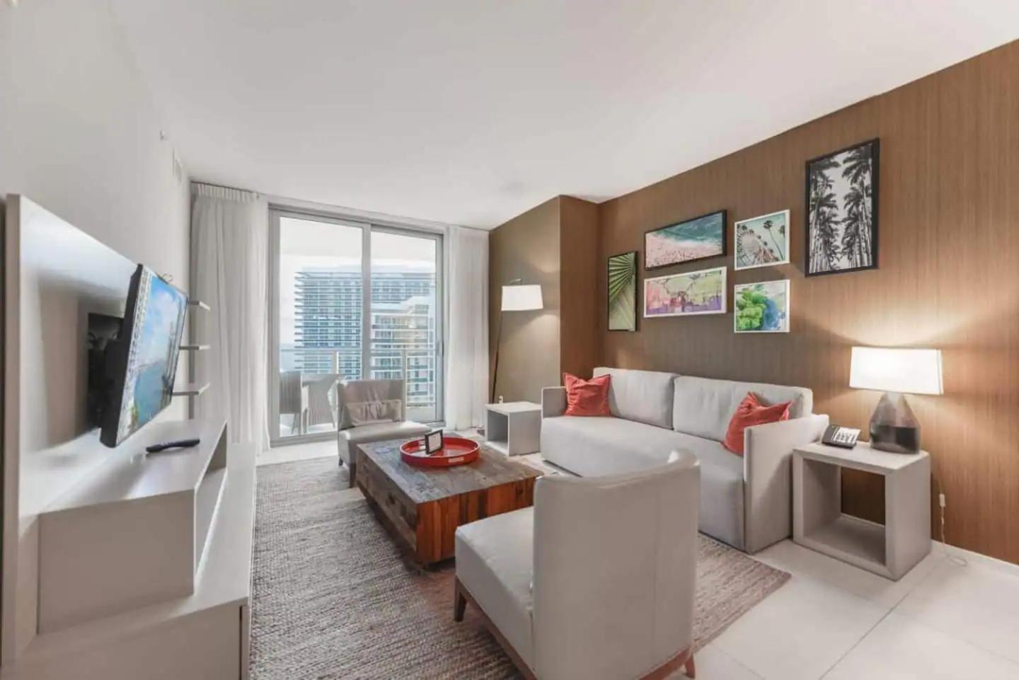 Aparthotel Upscale Comfort And Breathtaking Views At H Hollywood Residences By Zelloo *