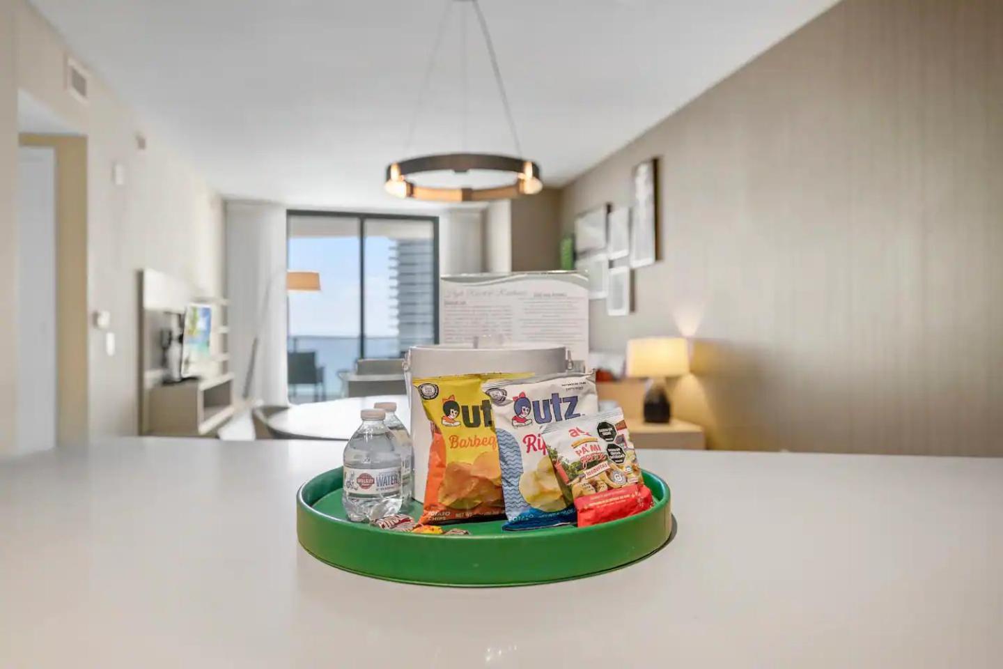 Aparthotel Upscale Comfort And Breathtaking Views At H Hollywood Residences By Zelloo