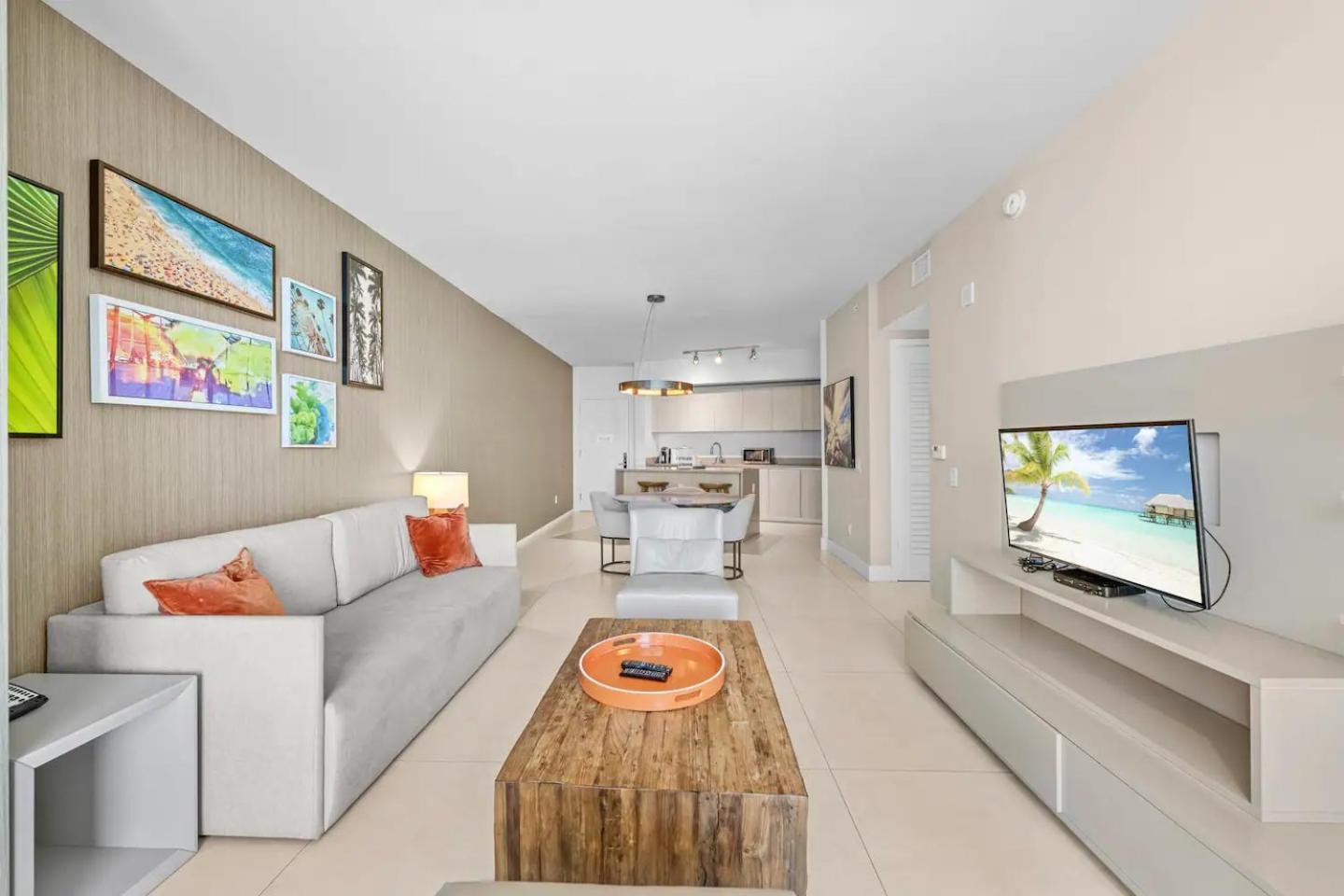 Aparthotel Upscale Comfort And Breathtaking Views At H Hollywood Residences By Zelloo Beverley Beach