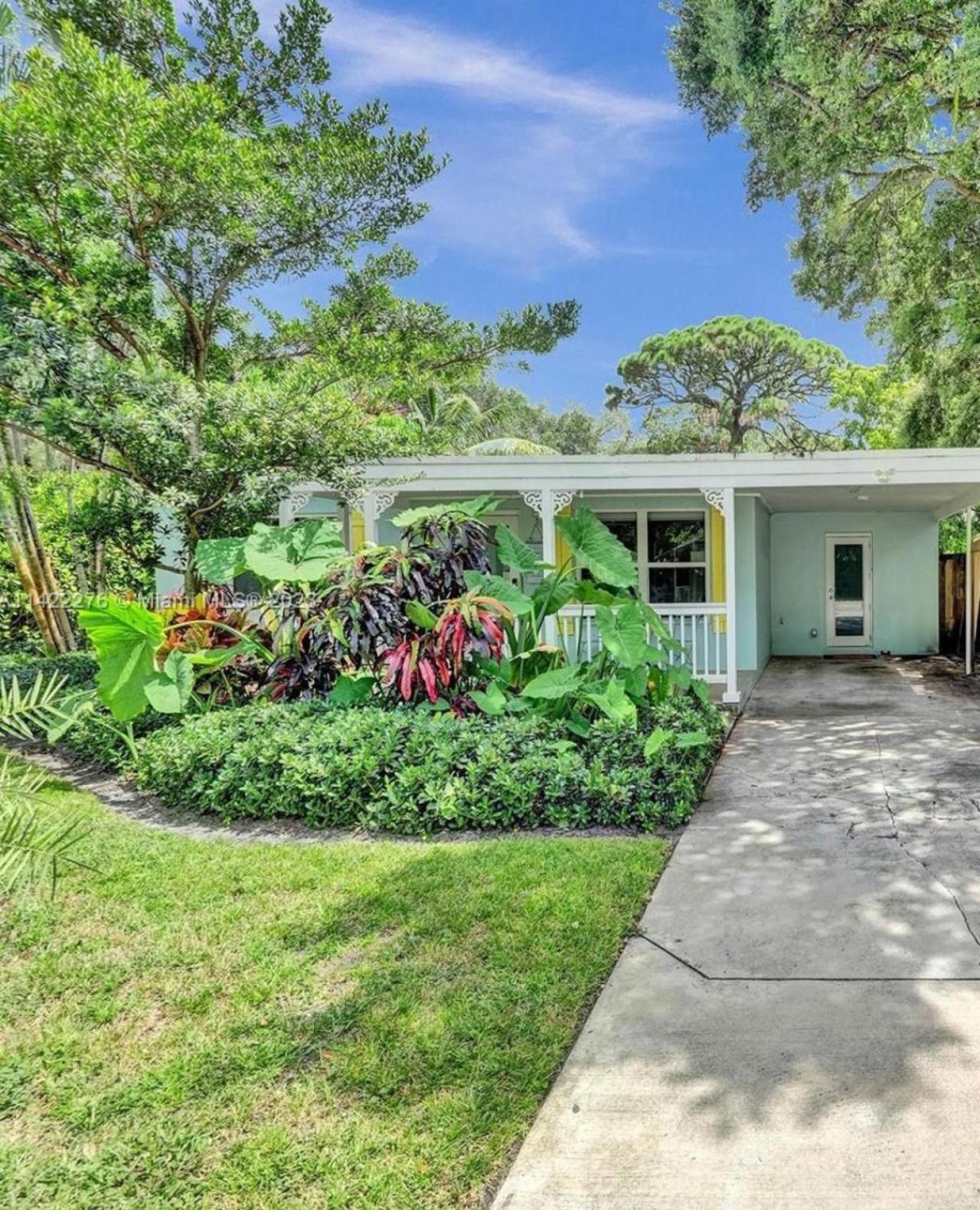 Tropical Oasis - Bbq And Beach-inspired Nook Holiday home